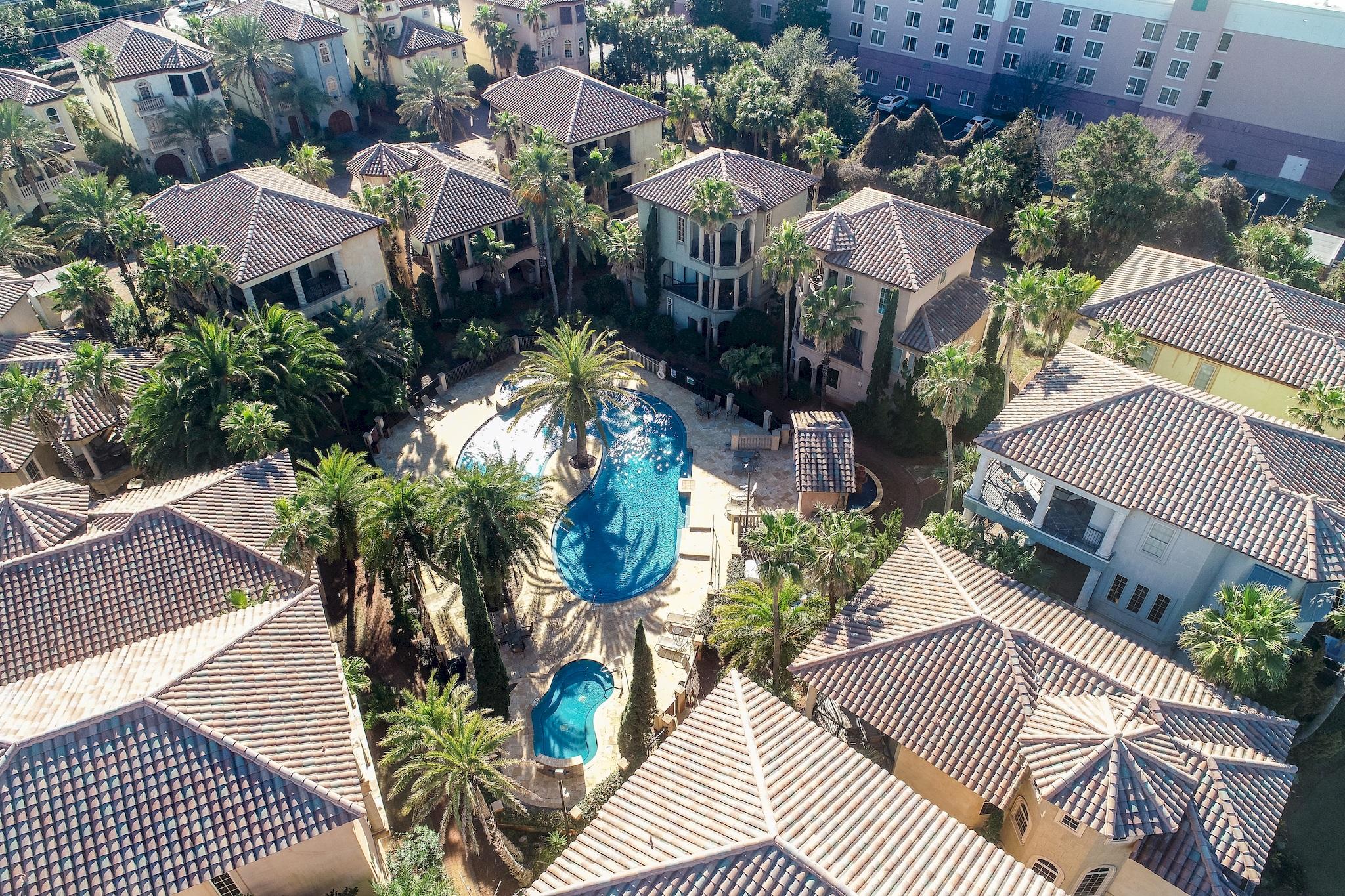 SAINT TROPEZ - Residential