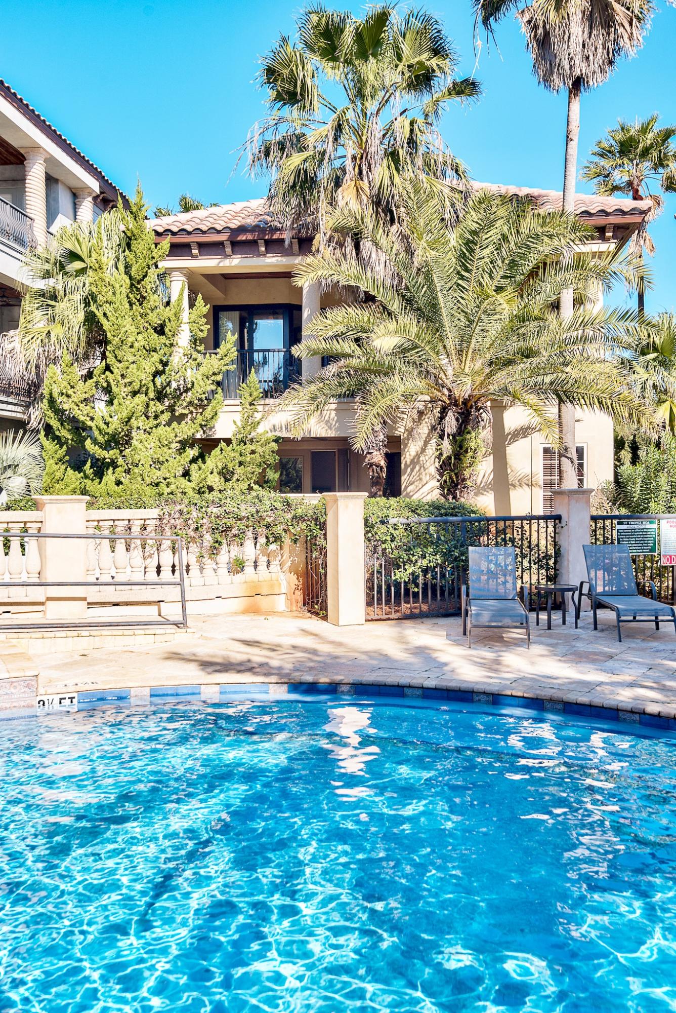 SAINT TROPEZ - Residential
