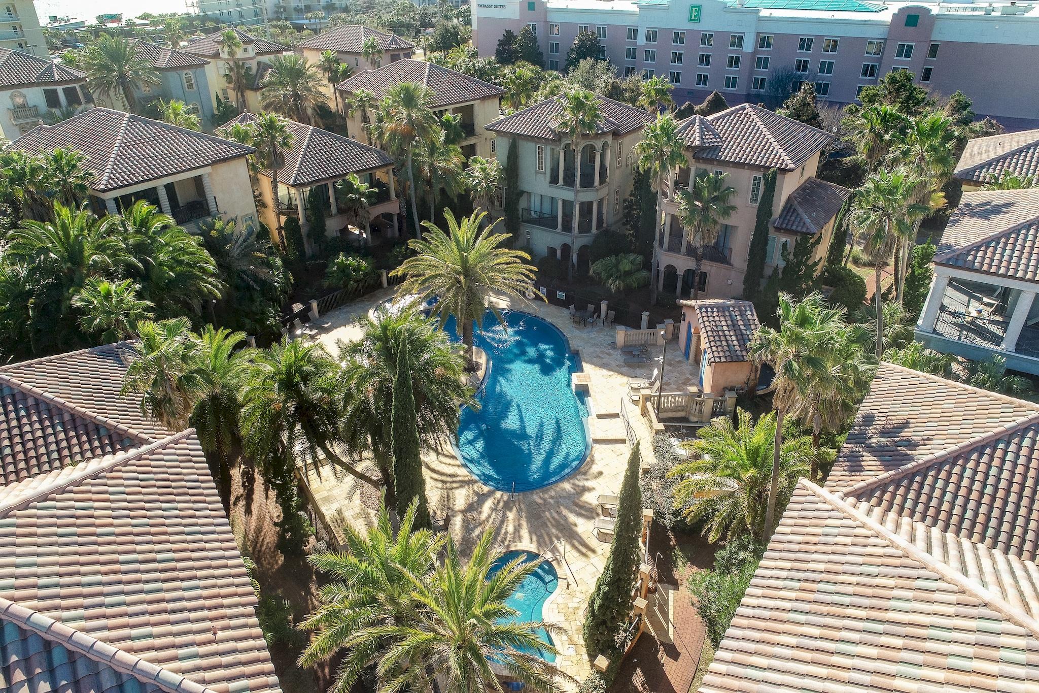 SAINT TROPEZ - Residential