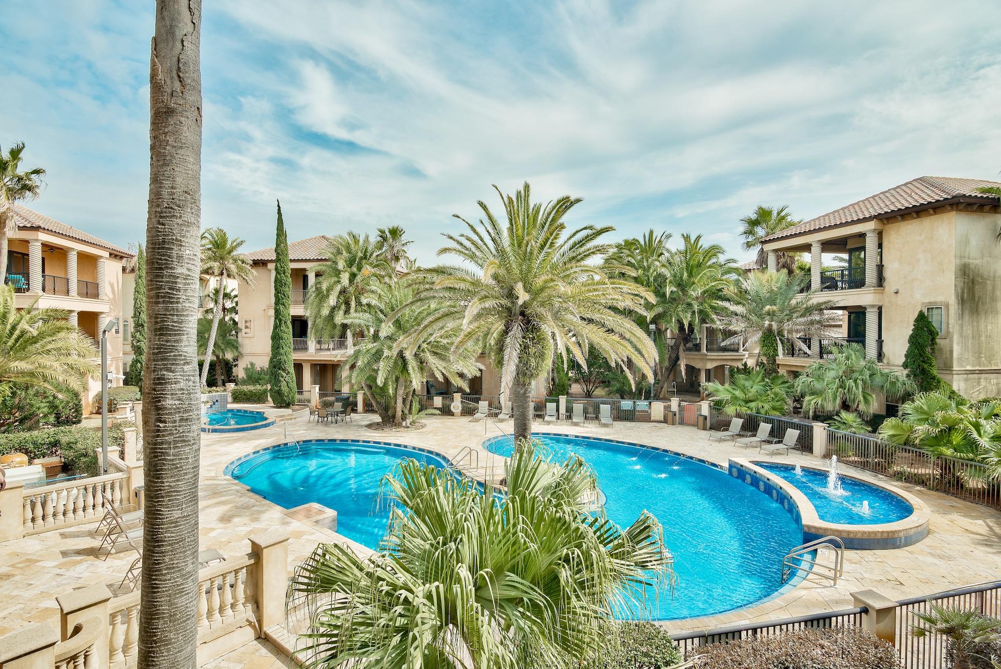 SAINT TROPEZ - Residential