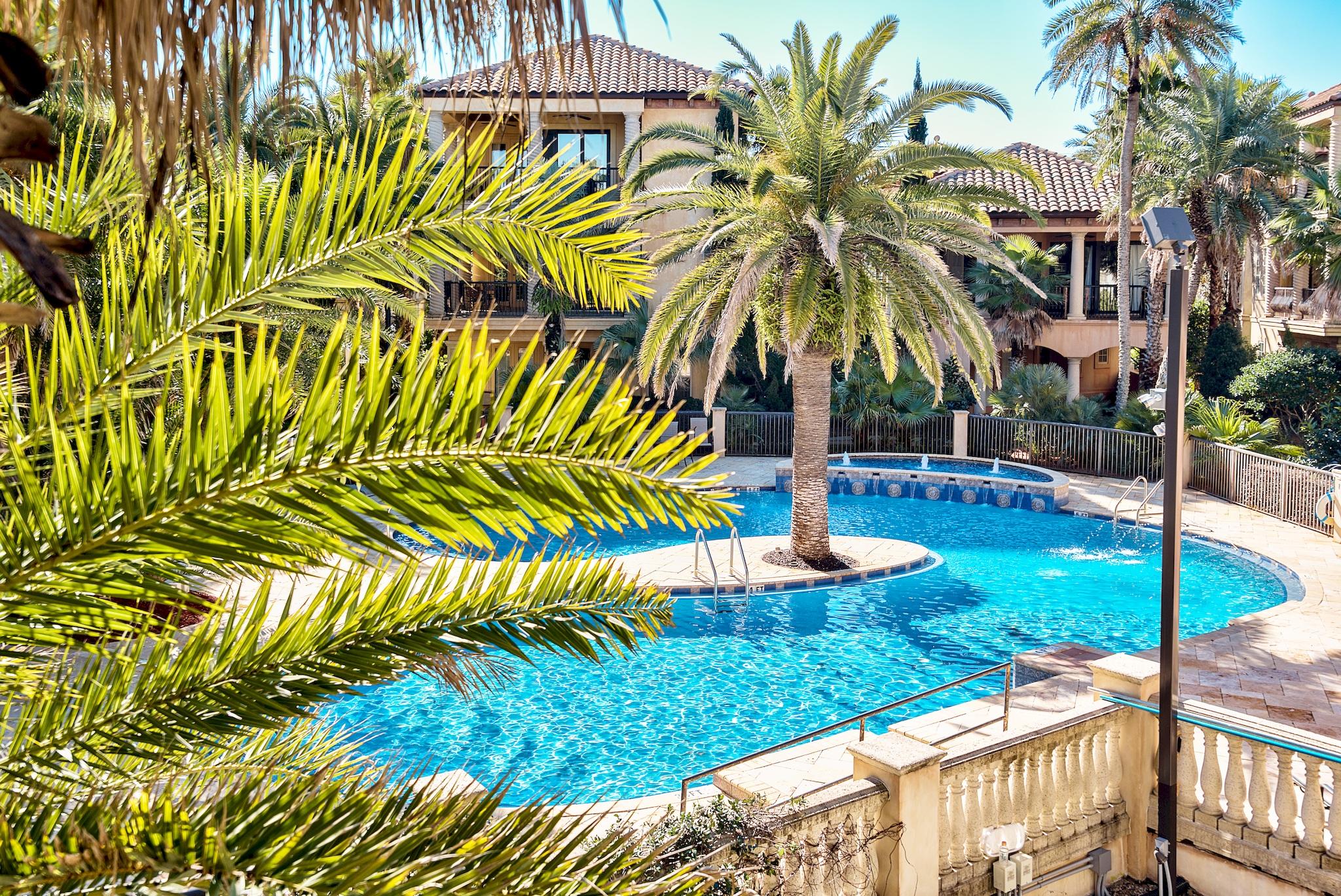 SAINT TROPEZ - Residential