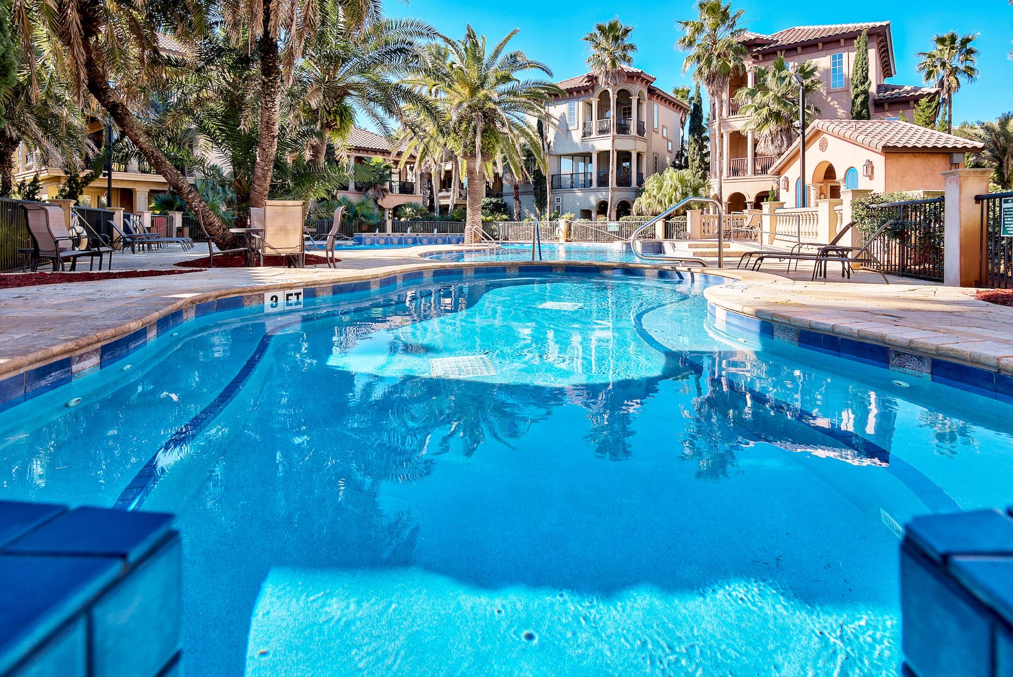 SAINT TROPEZ - Residential