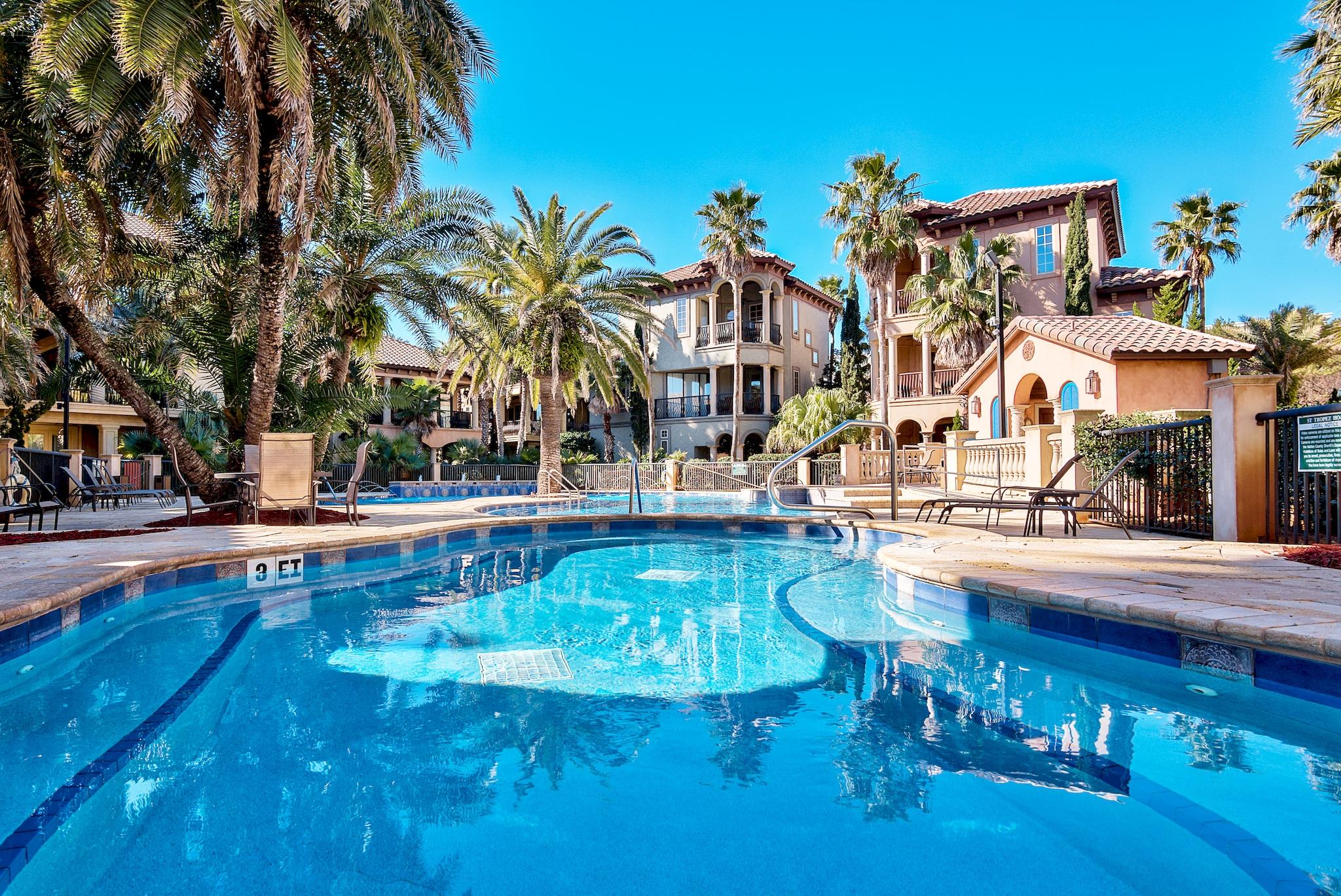 SAINT TROPEZ - Residential