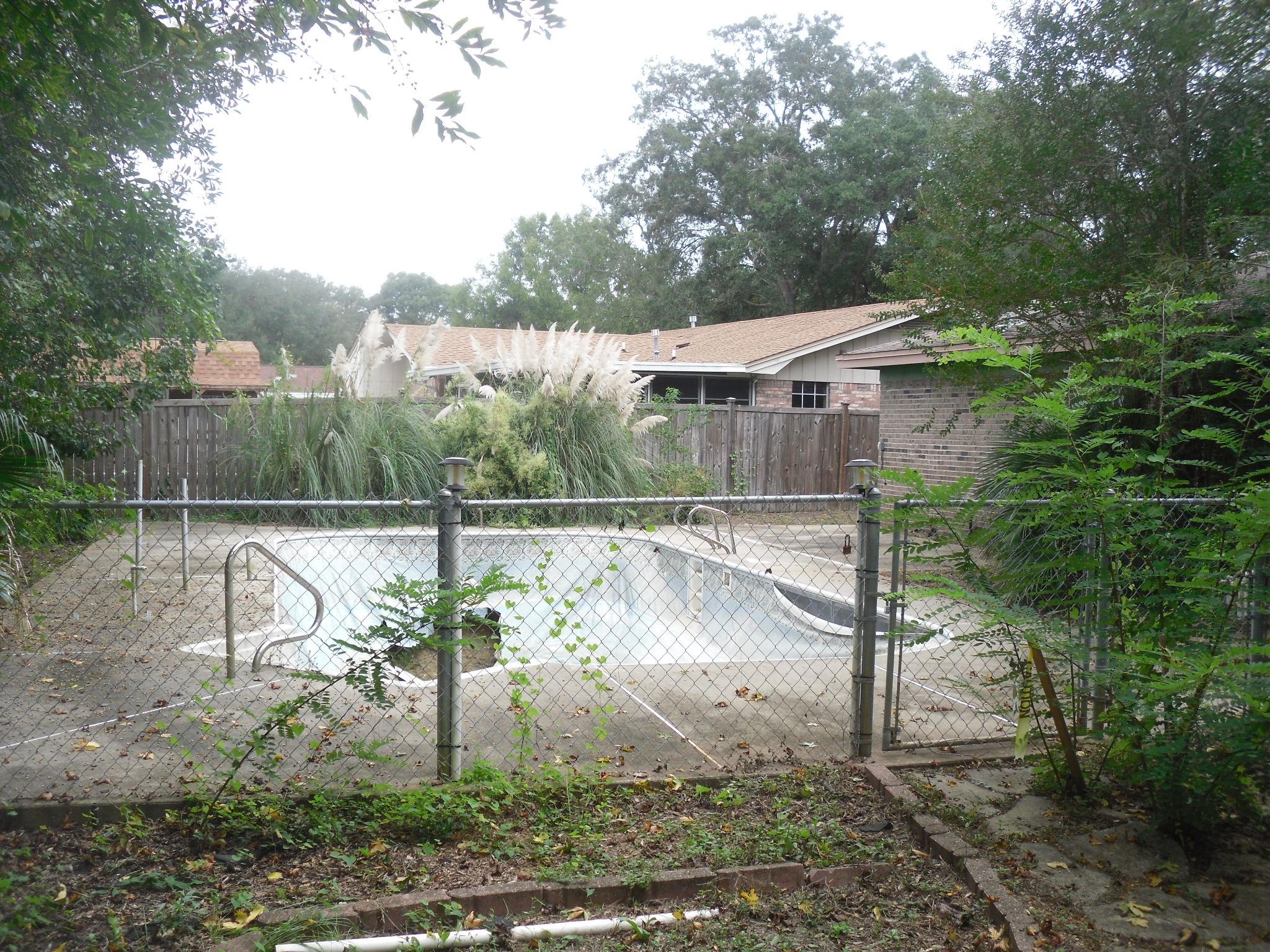 LINCOLN TWO S/D - Residential