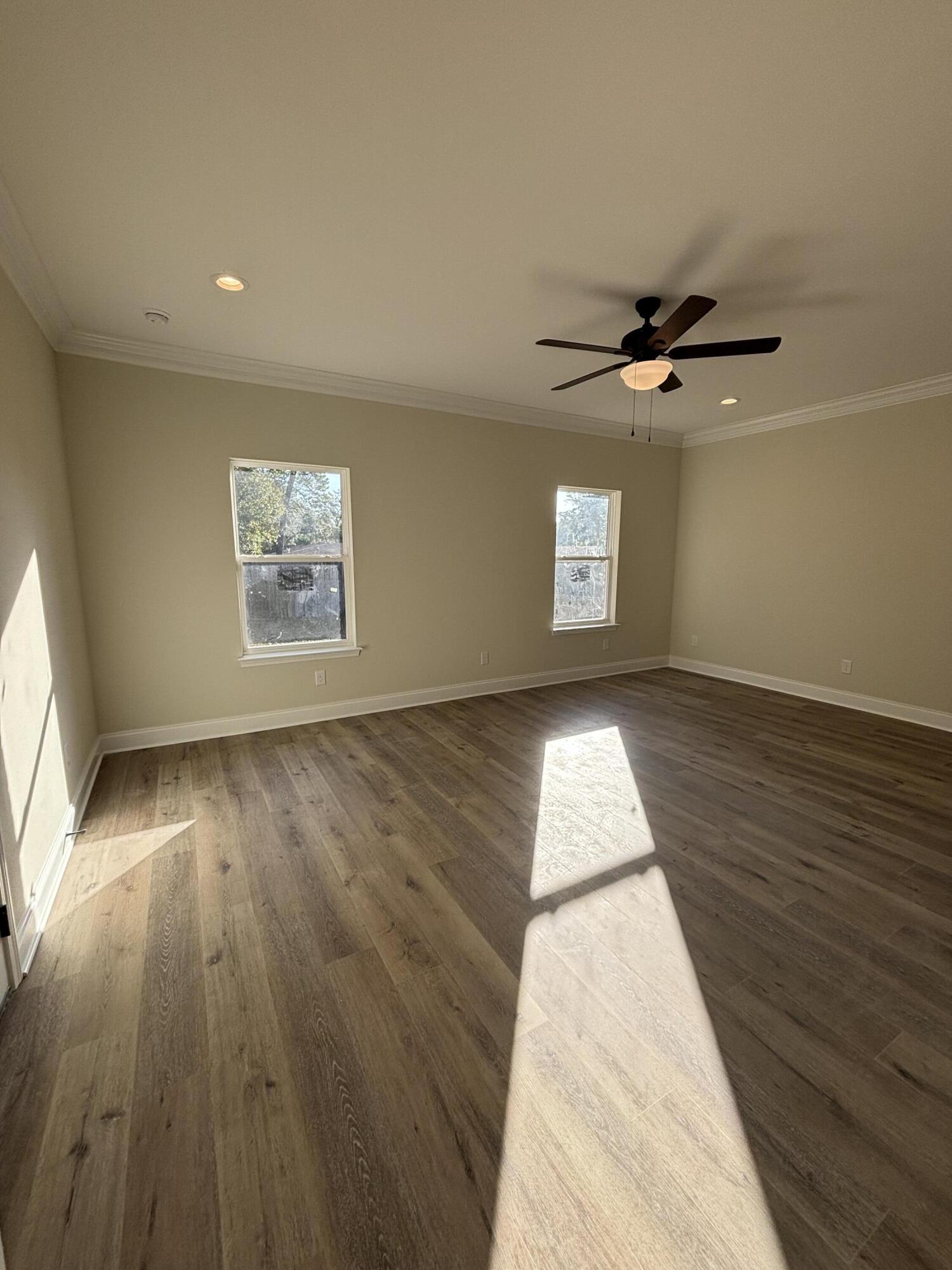 LlOYD & HETHERINGTON - Residential