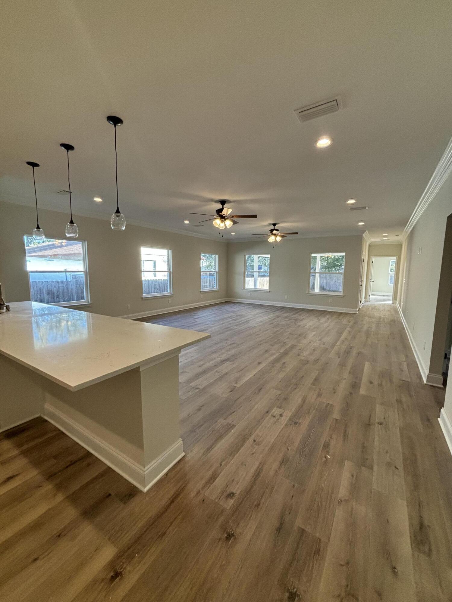 LlOYD & HETHERINGTON - Residential