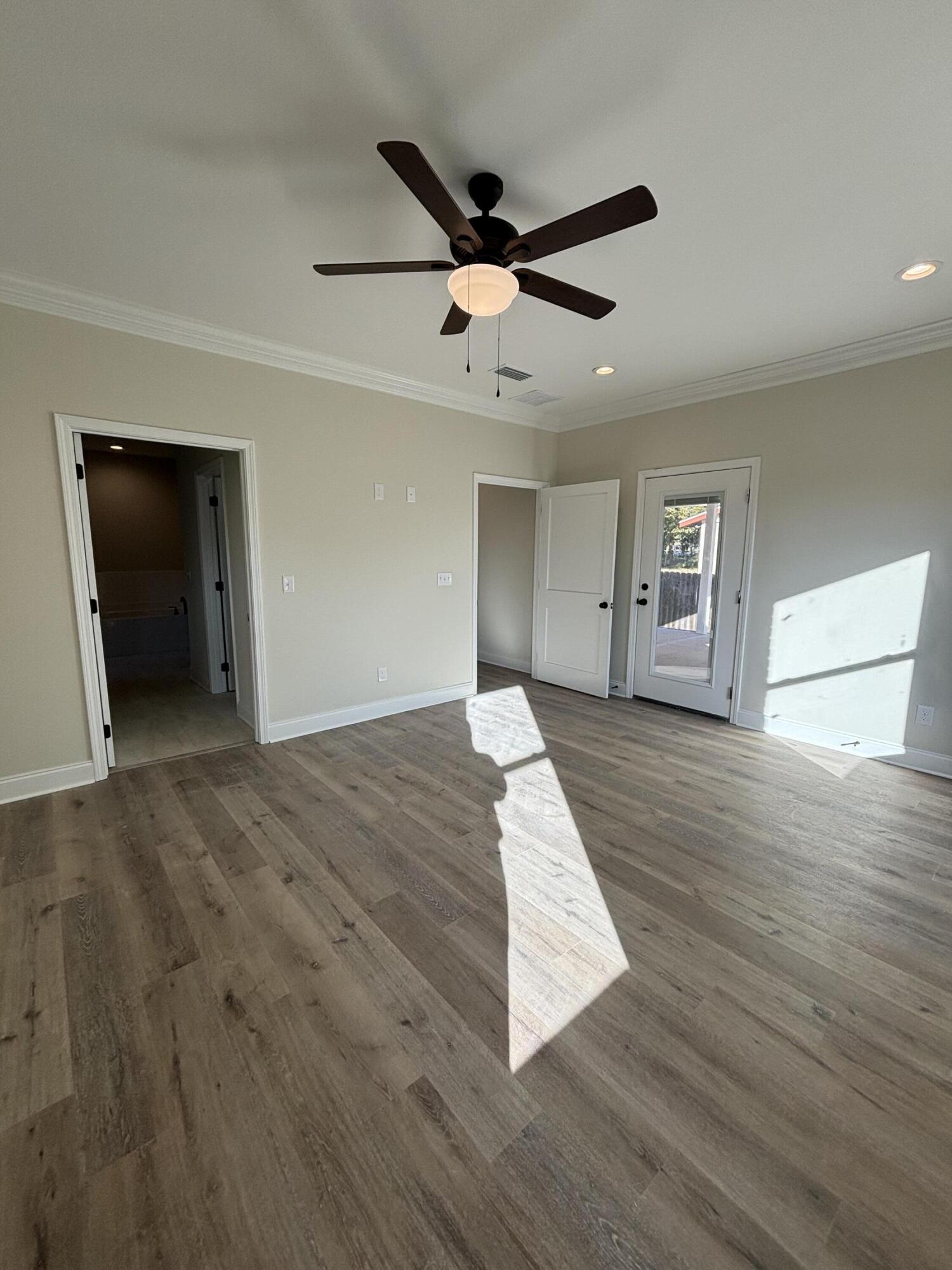 LlOYD & HETHERINGTON - Residential