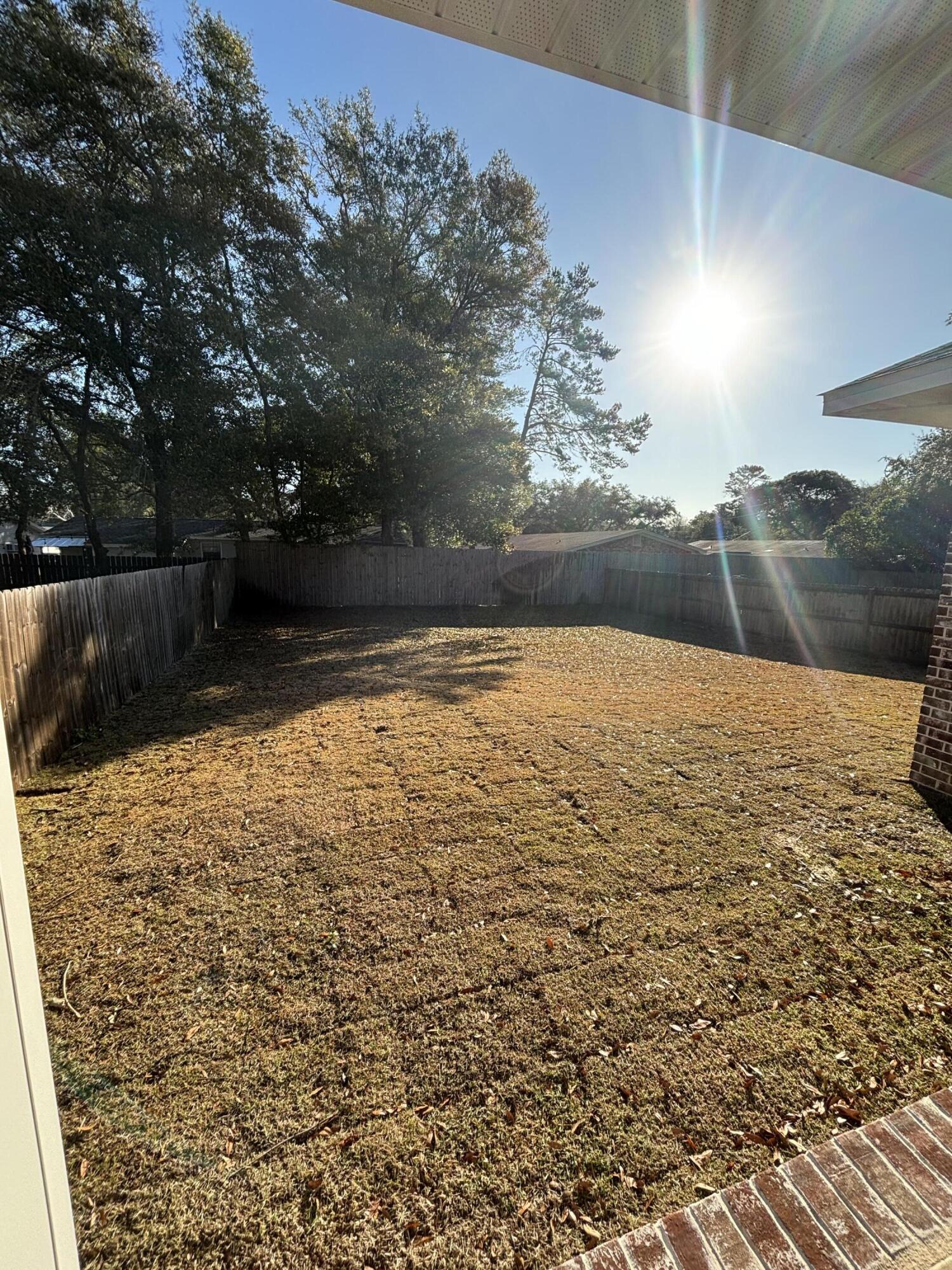 LlOYD & HETHERINGTON - Residential