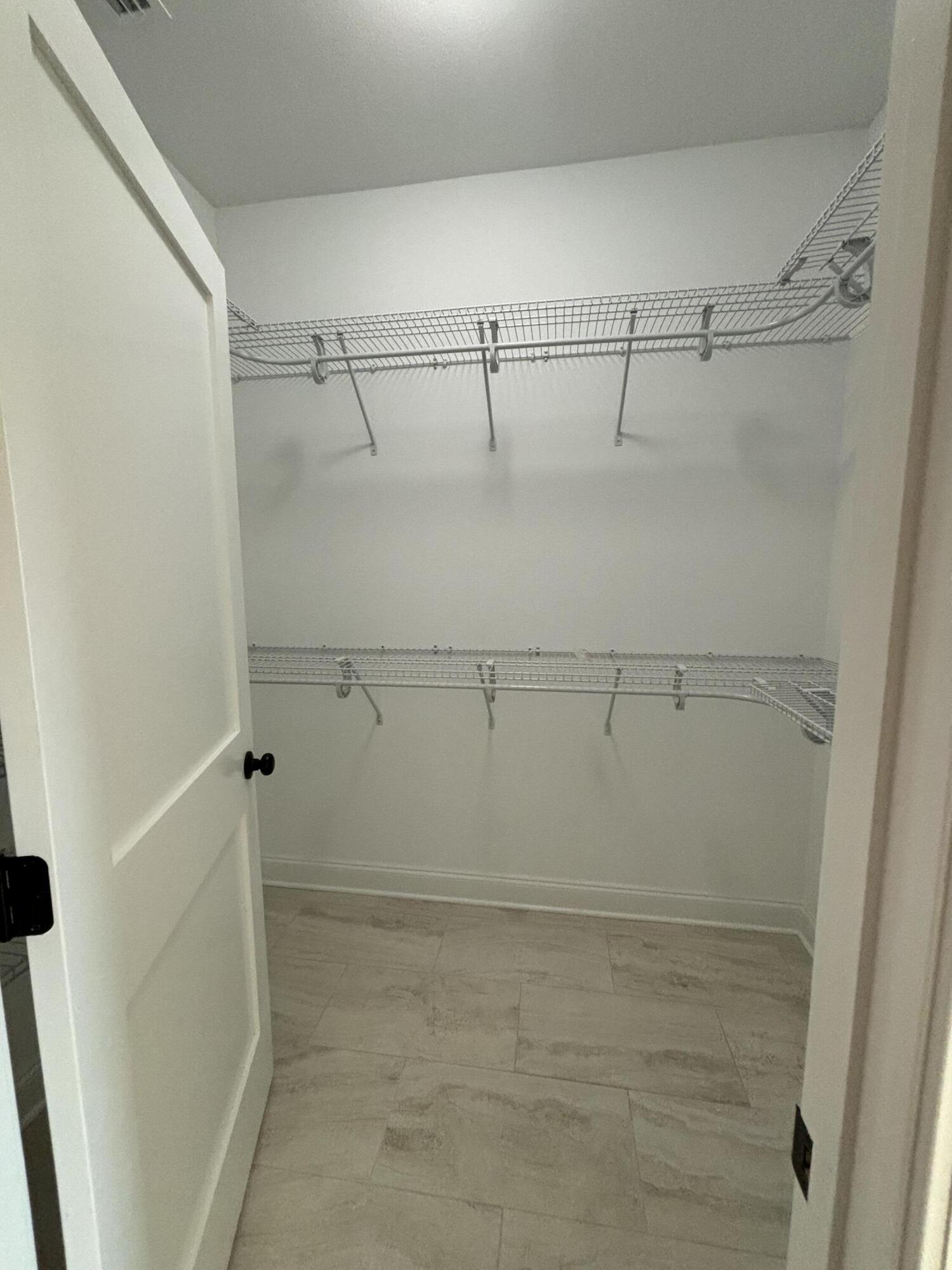 LlOYD & HETHERINGTON - Residential