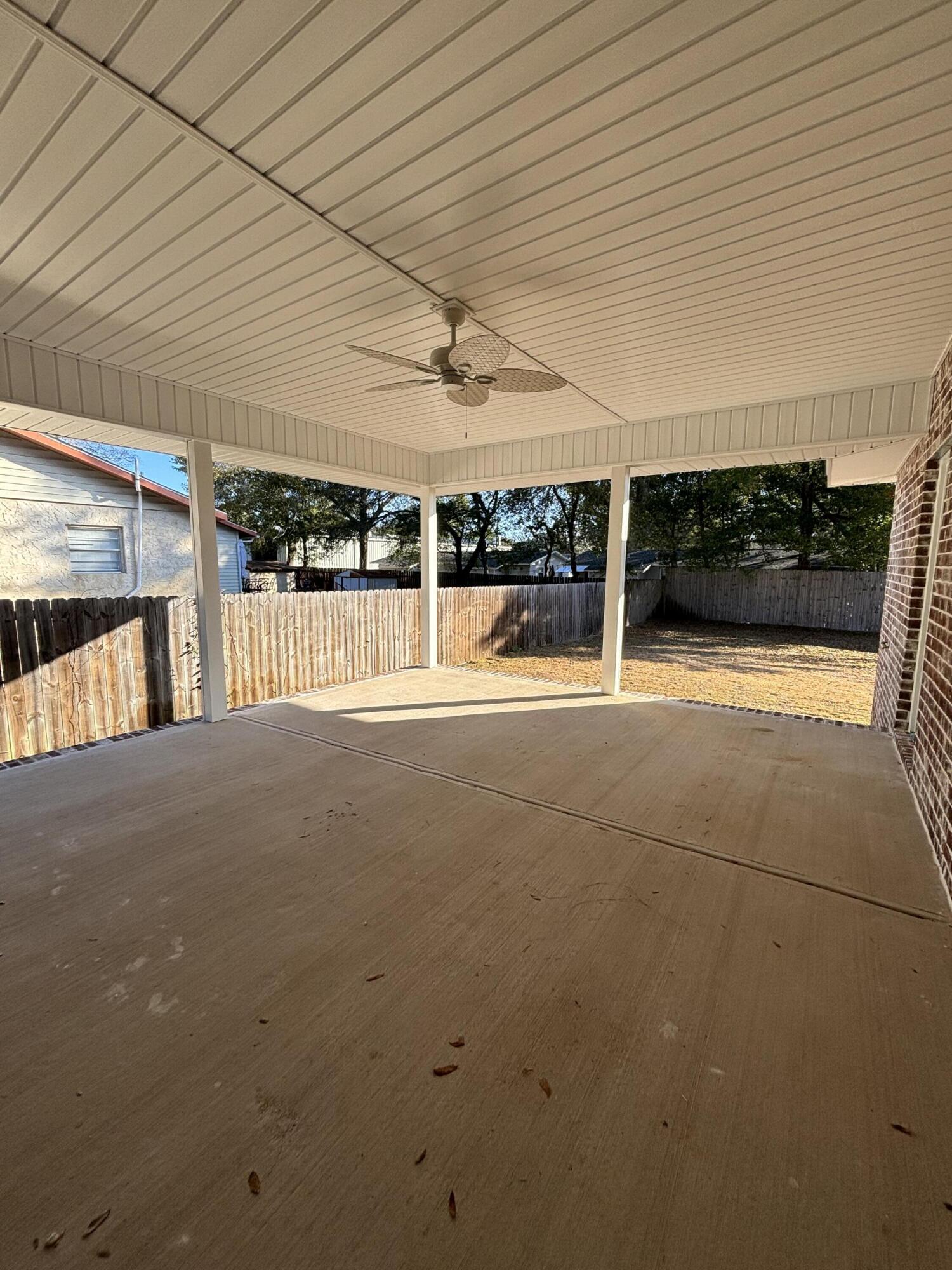 LlOYD & HETHERINGTON - Residential