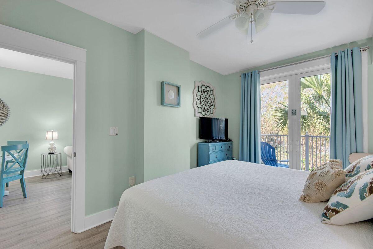 Pilot House - Residential