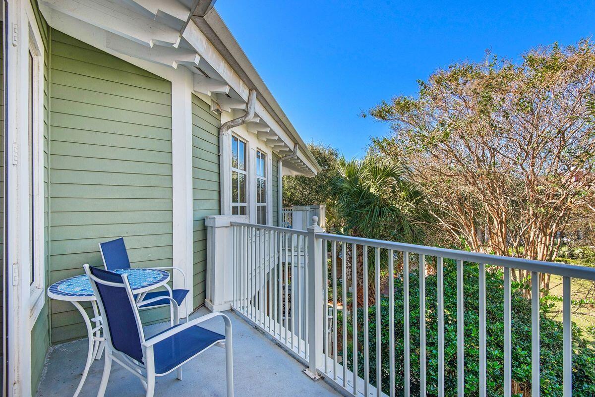 Pilot House - Residential