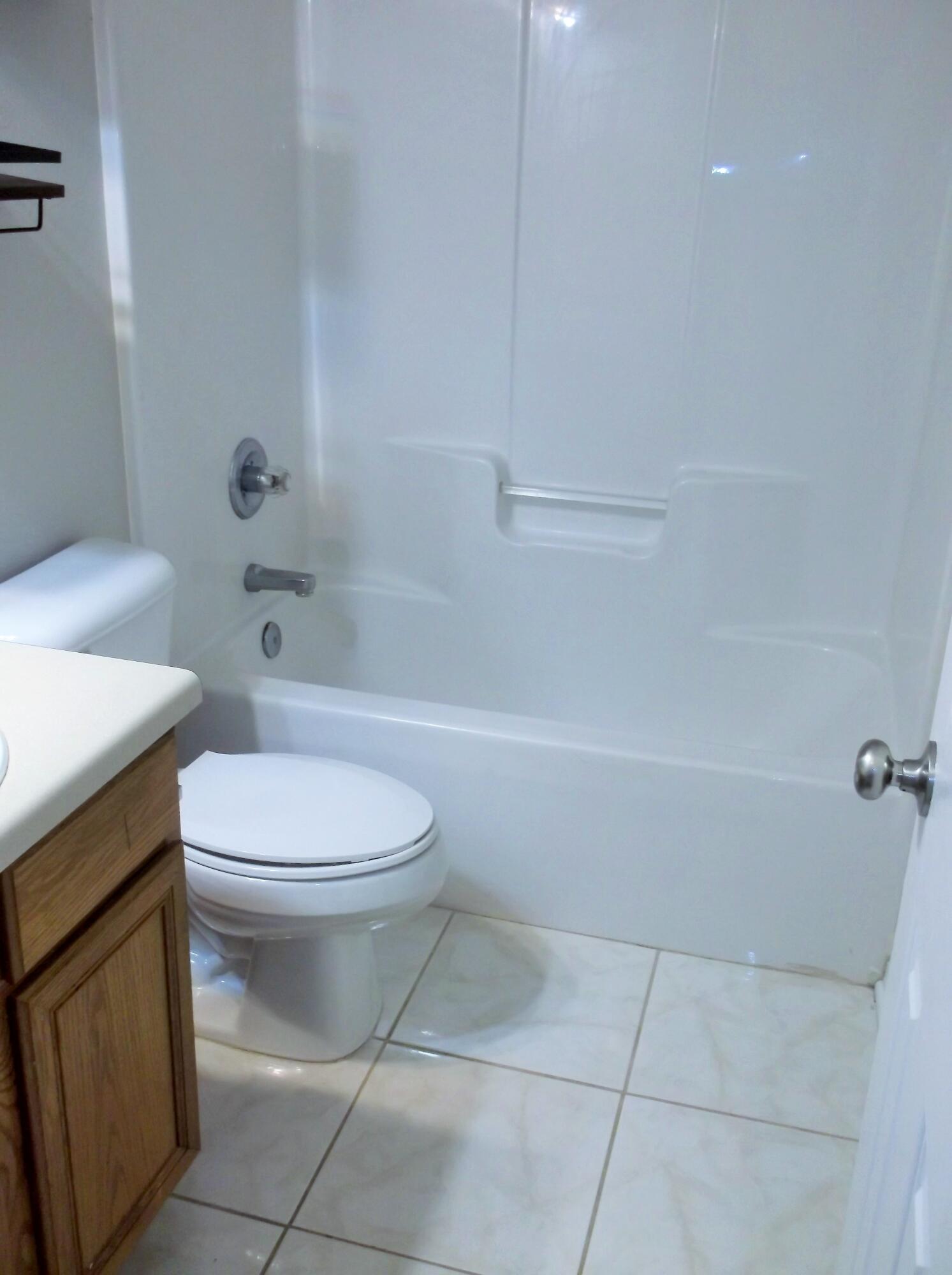 CRESCENT SHORES - Residential