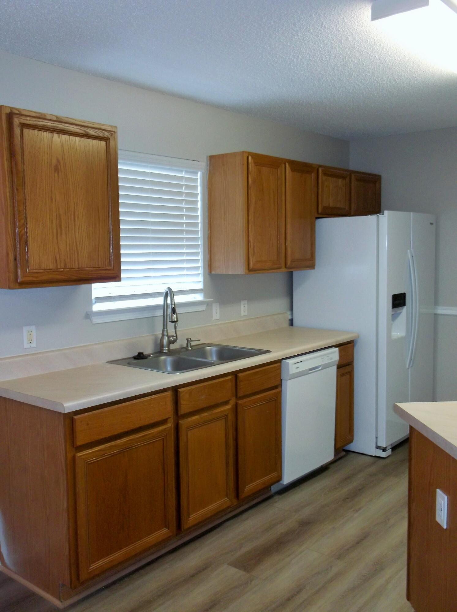 CRESCENT SHORES - Residential