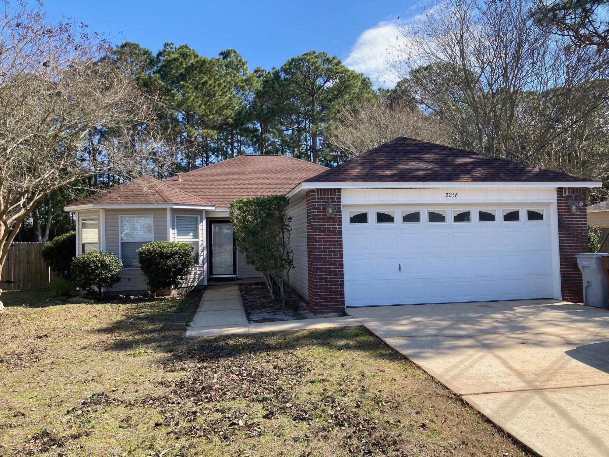 CRESCENT SHORES - Residential