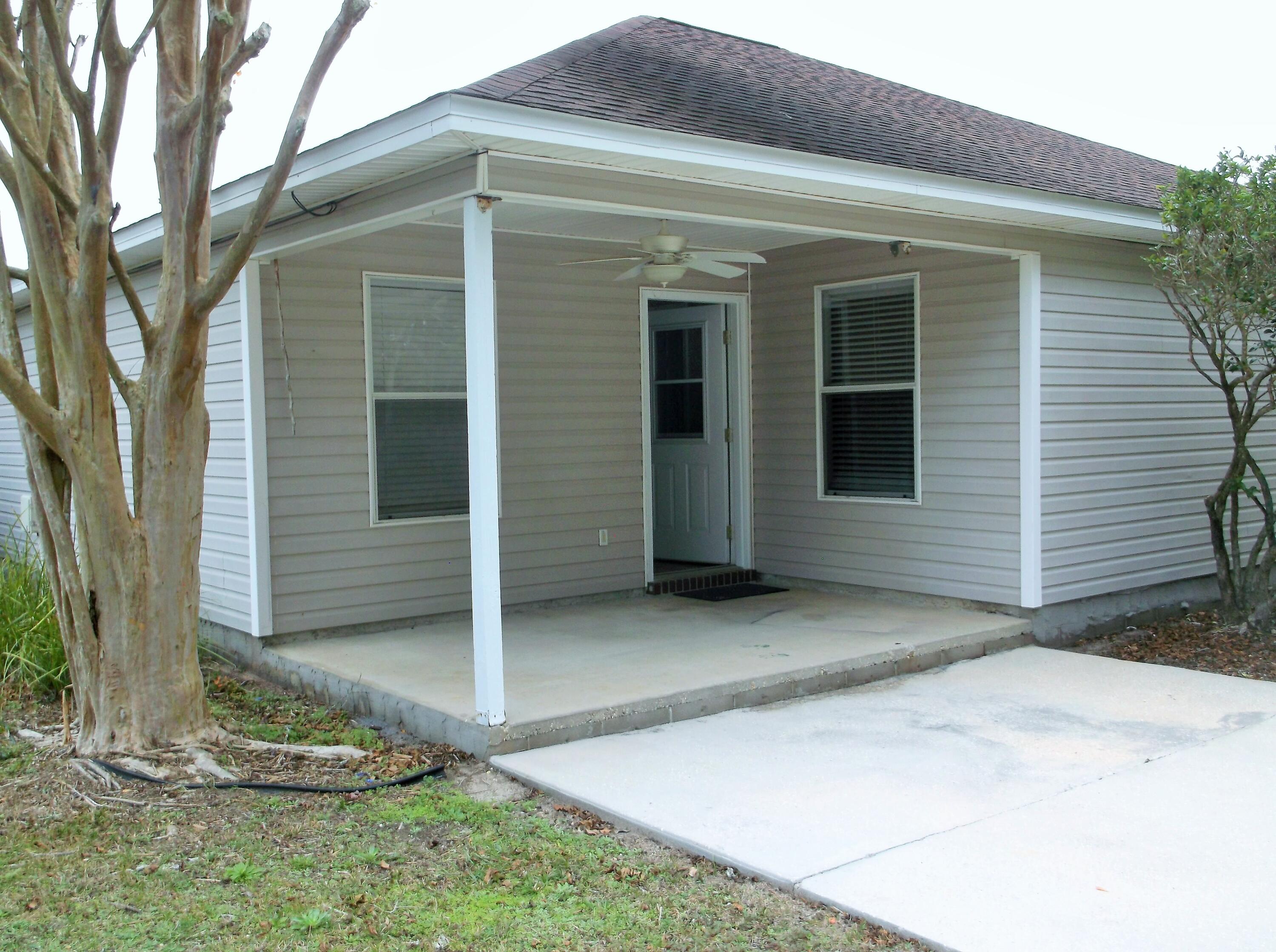 CRESCENT SHORES - Residential