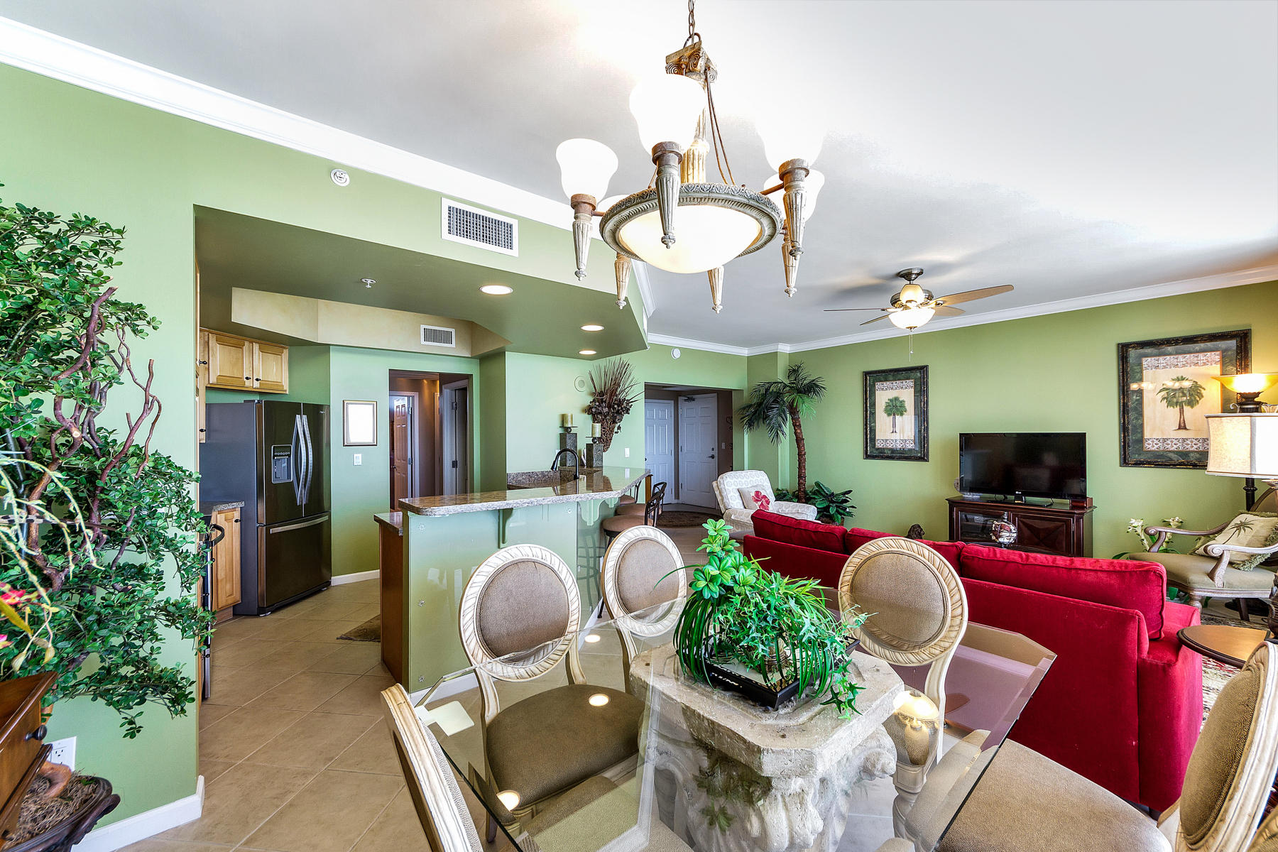 SILVER BEACH TOWERS East - Residential