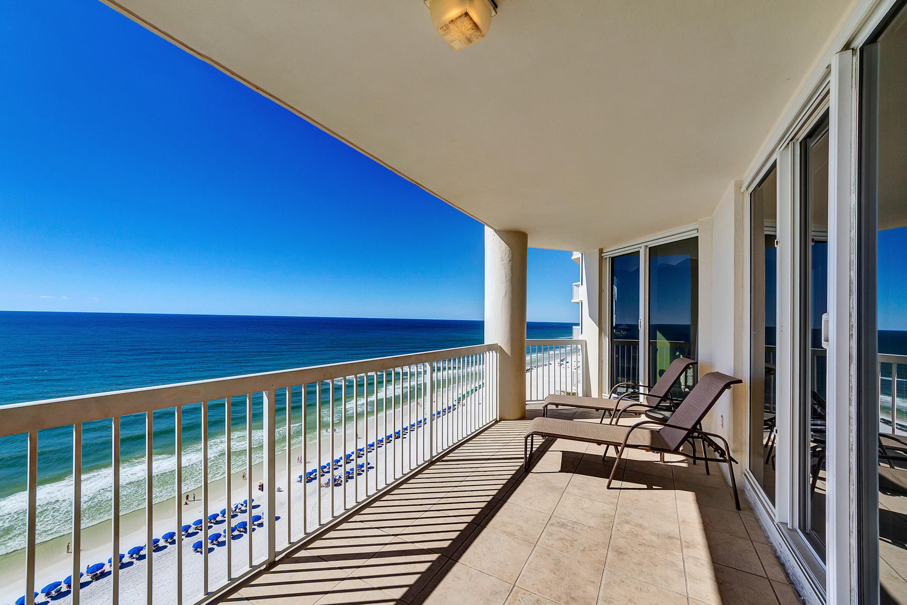 SILVER BEACH TOWERS East - Residential