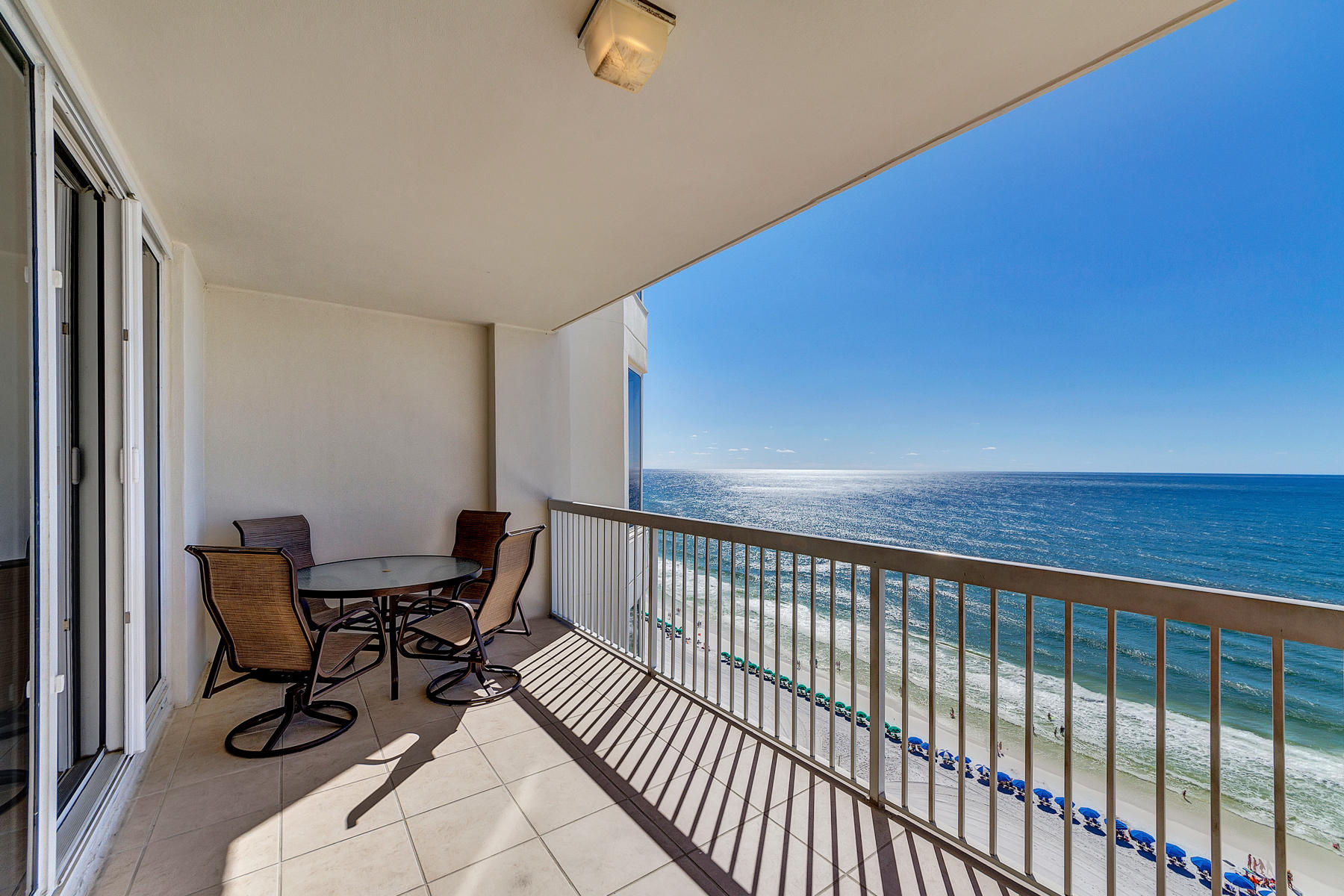 SILVER BEACH TOWERS East - Residential