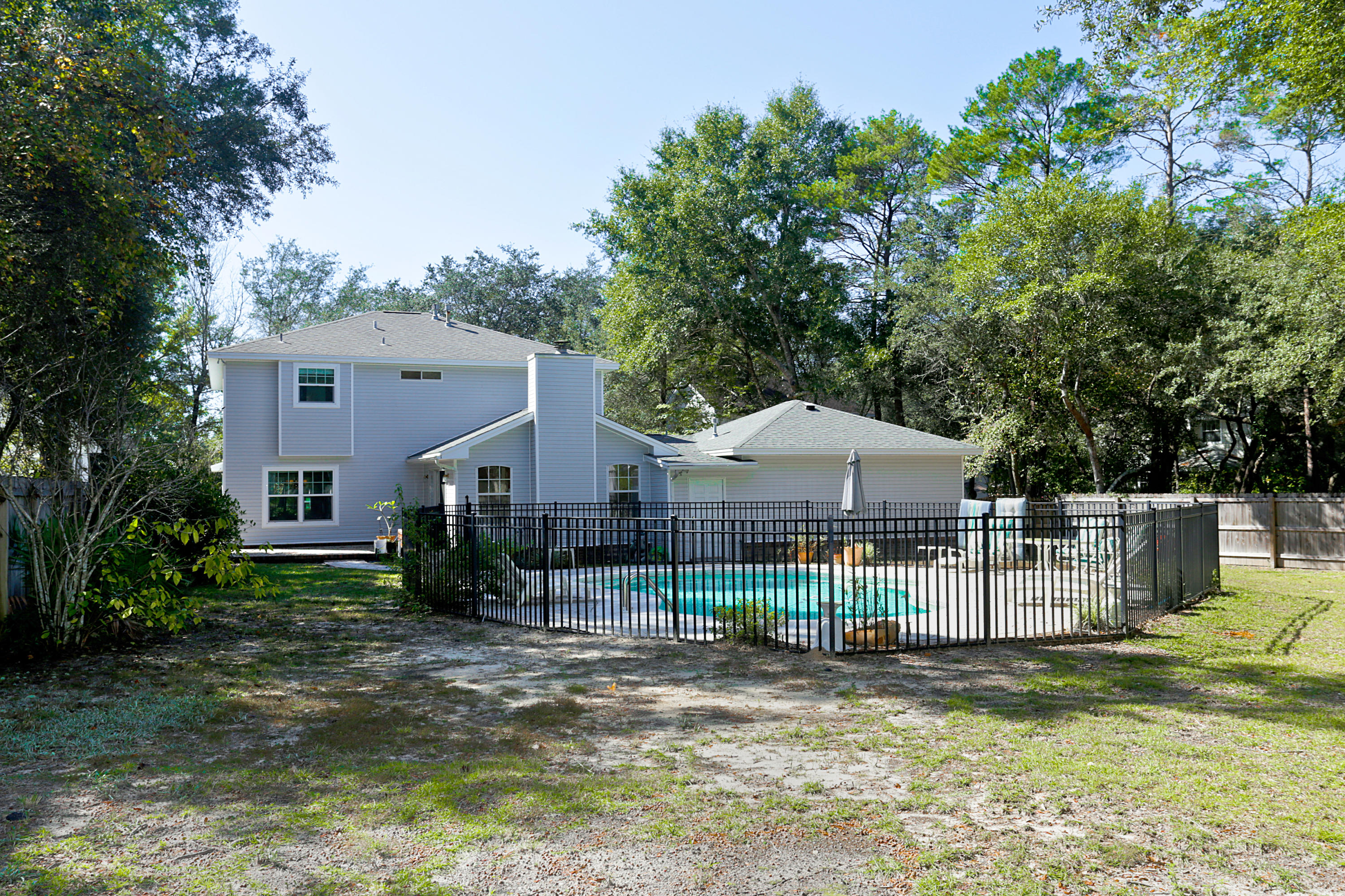 VILLAGE OF BOLTON AT BLUEWATER BAY - Residential