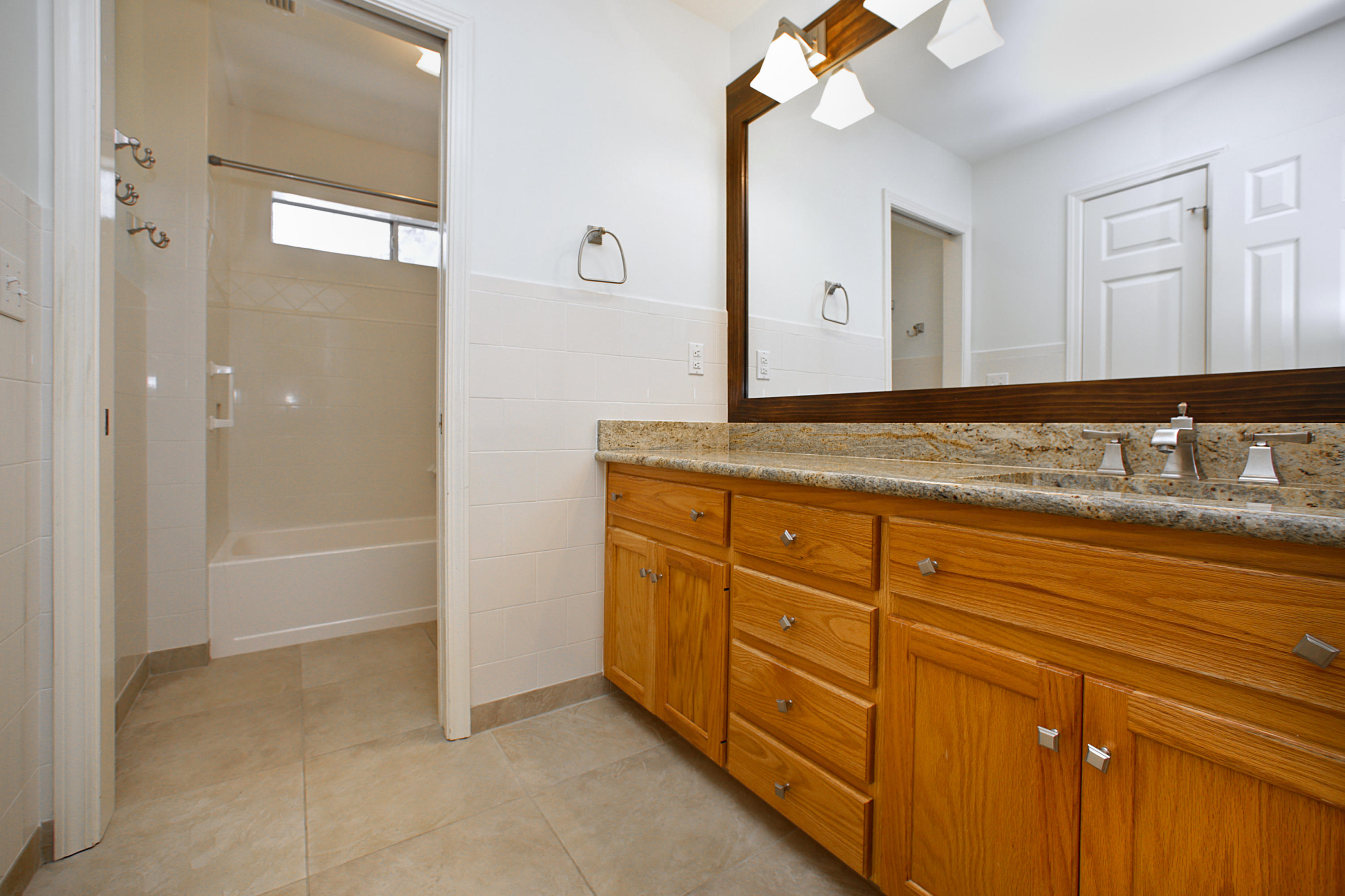 VILLAGE OF BOLTON AT BLUEWATER BAY - Residential