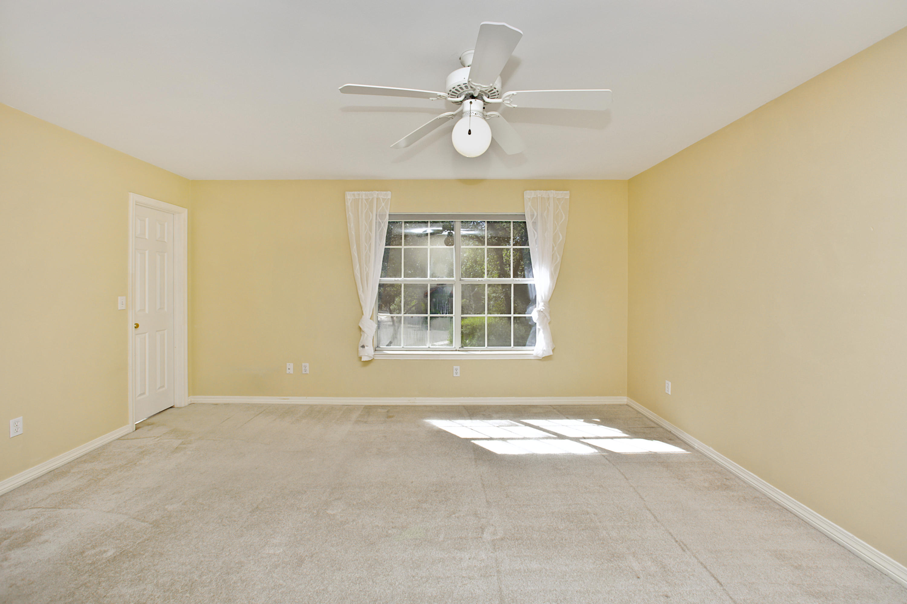 VILLAGE OF BOLTON AT BLUEWATER BAY - Residential