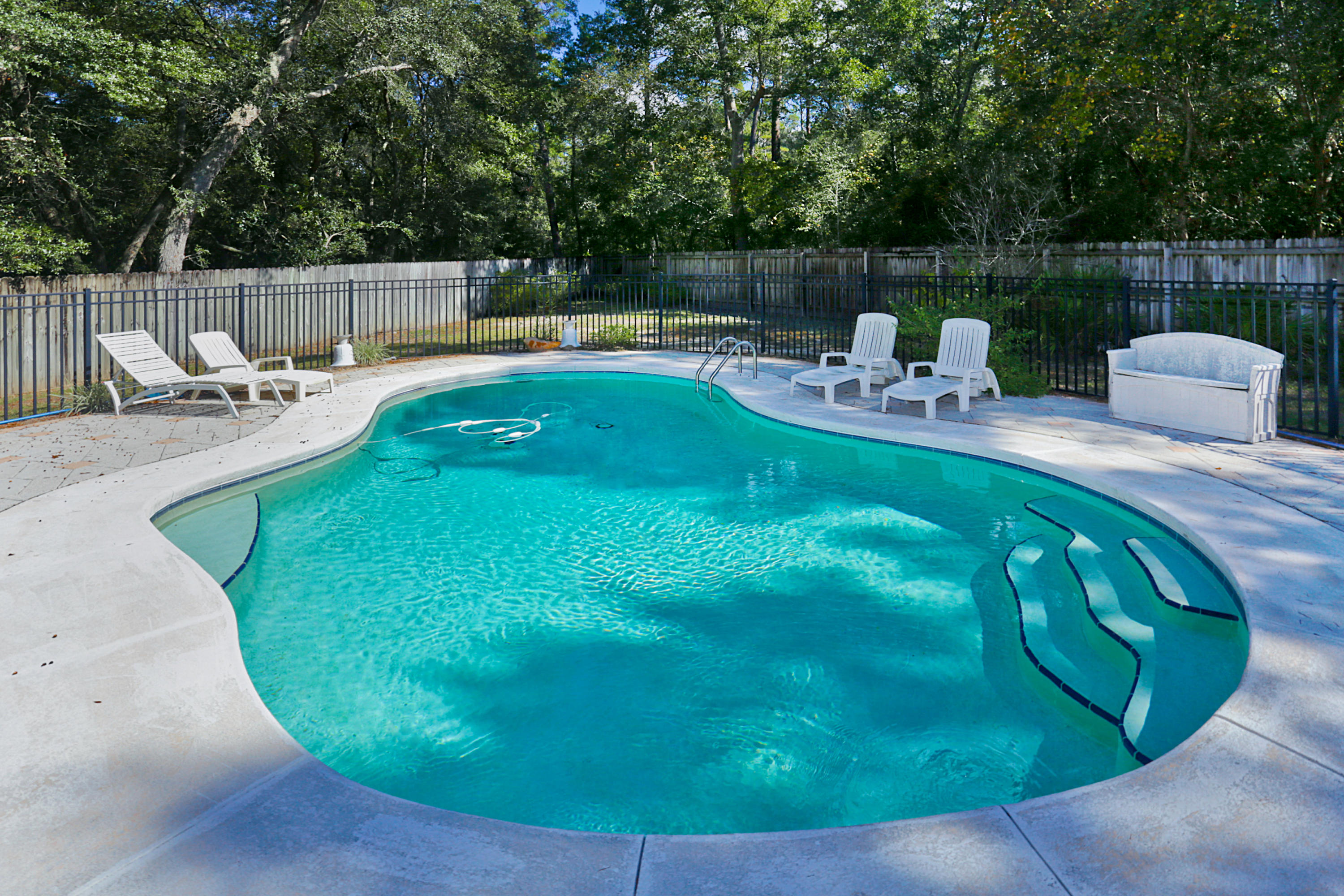 VILLAGE OF BOLTON AT BLUEWATER BAY - Residential