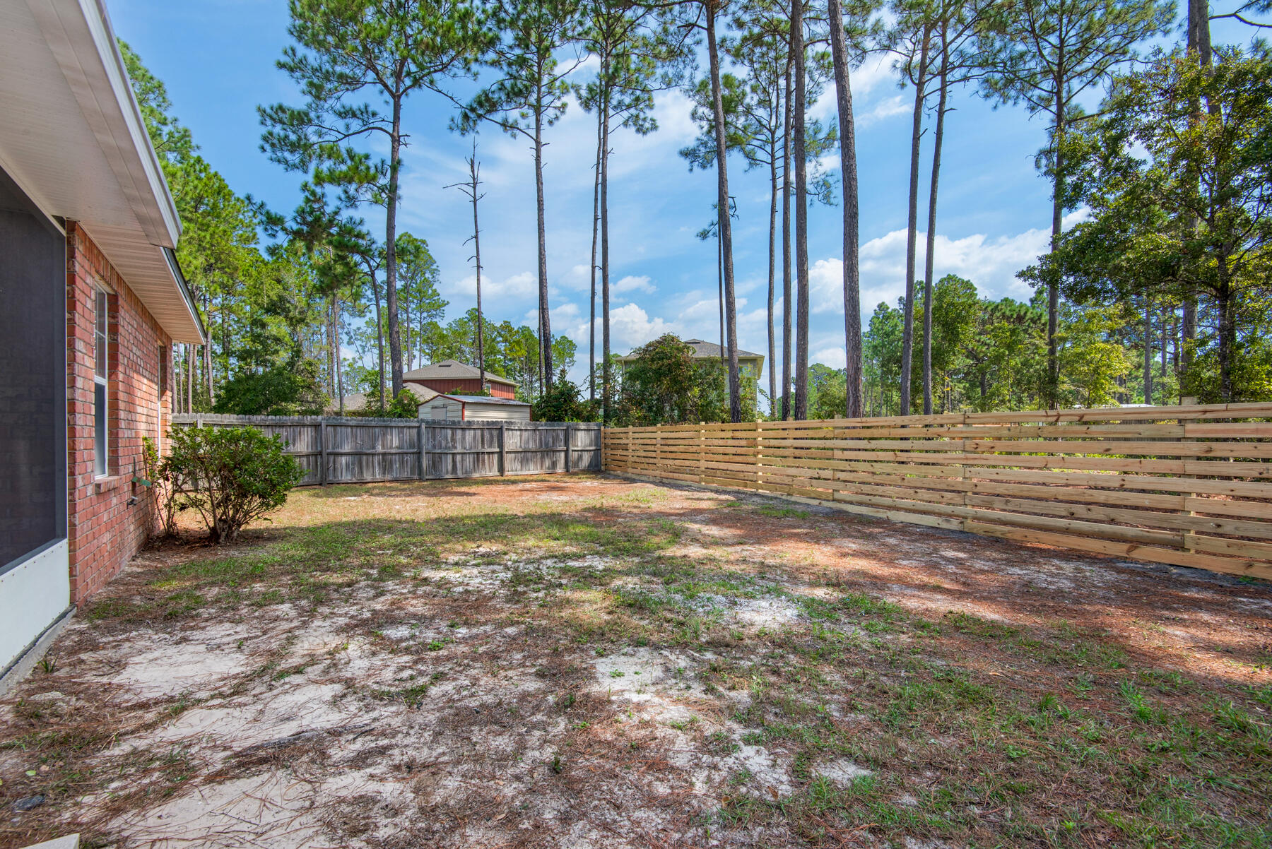 HIDDEN ESTATES - Residential