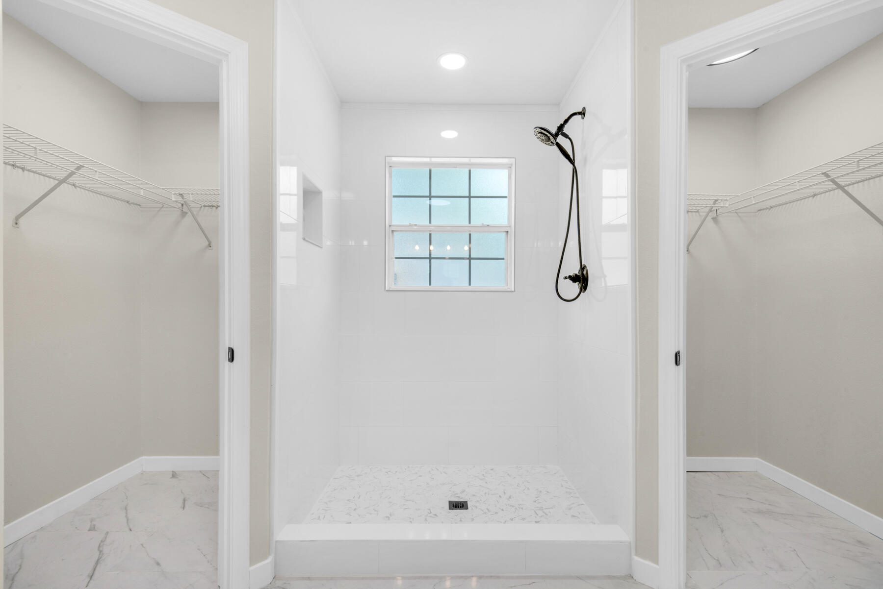 HIDDEN ESTATES - Residential