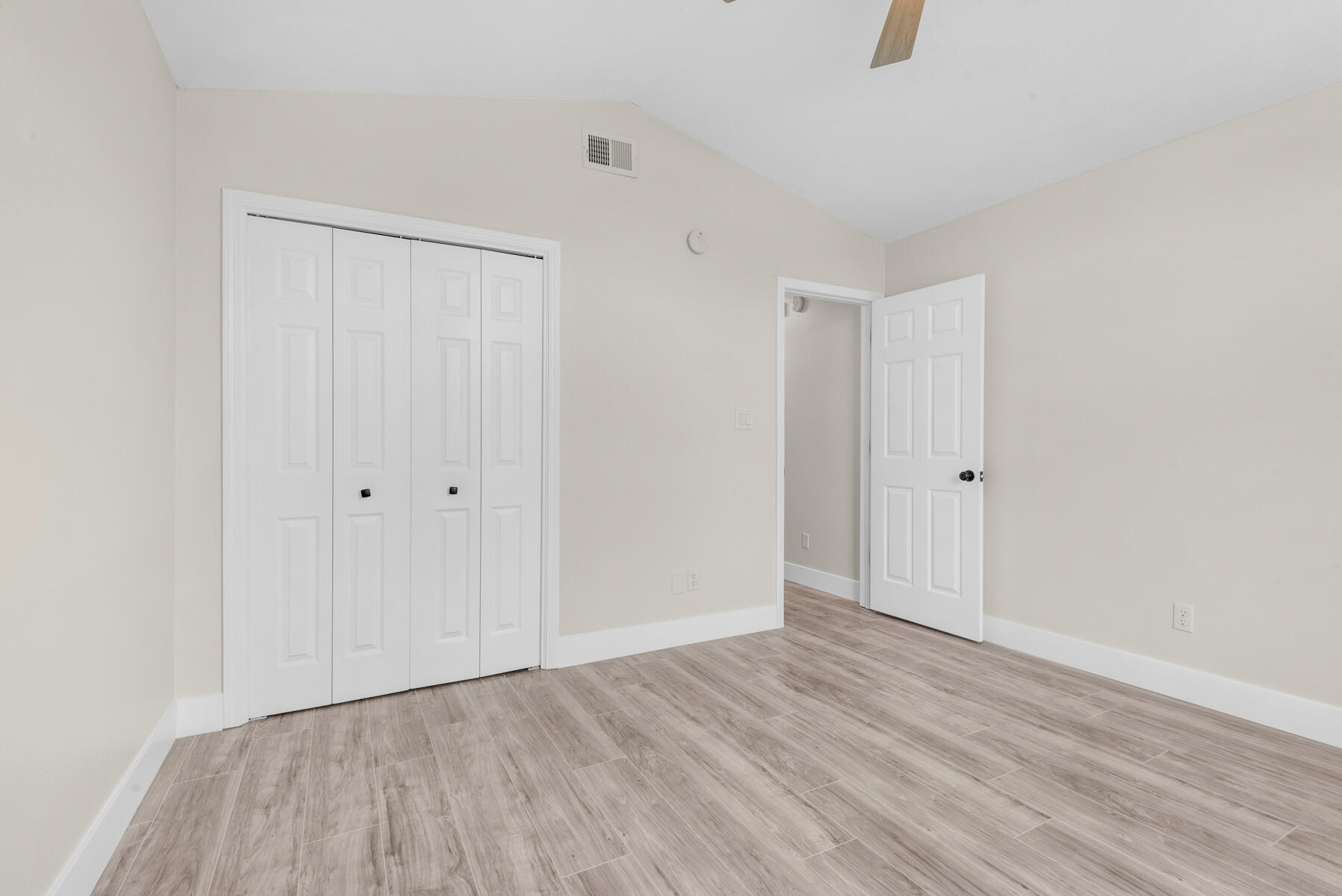 HIDDEN ESTATES - Residential