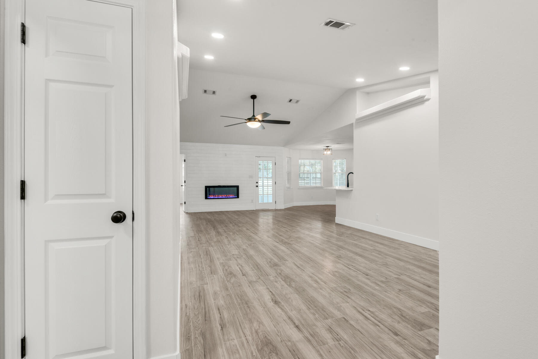 HIDDEN ESTATES - Residential