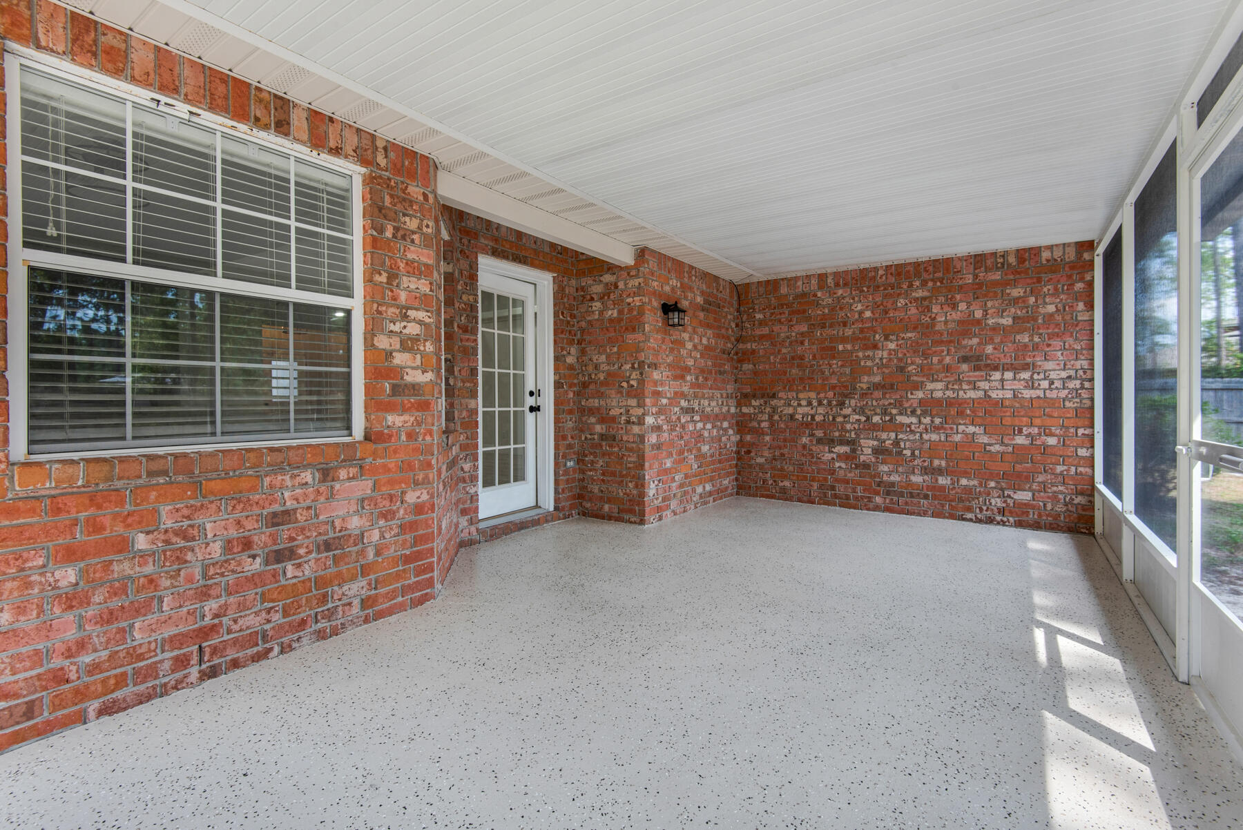 HIDDEN ESTATES - Residential