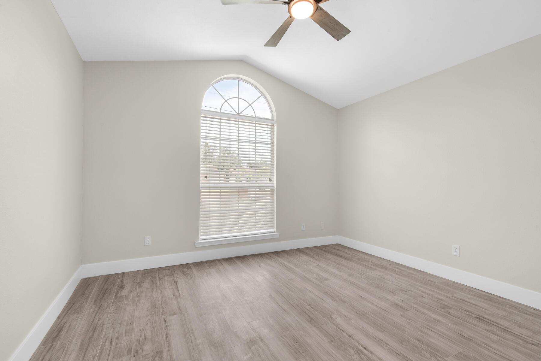 HIDDEN ESTATES - Residential