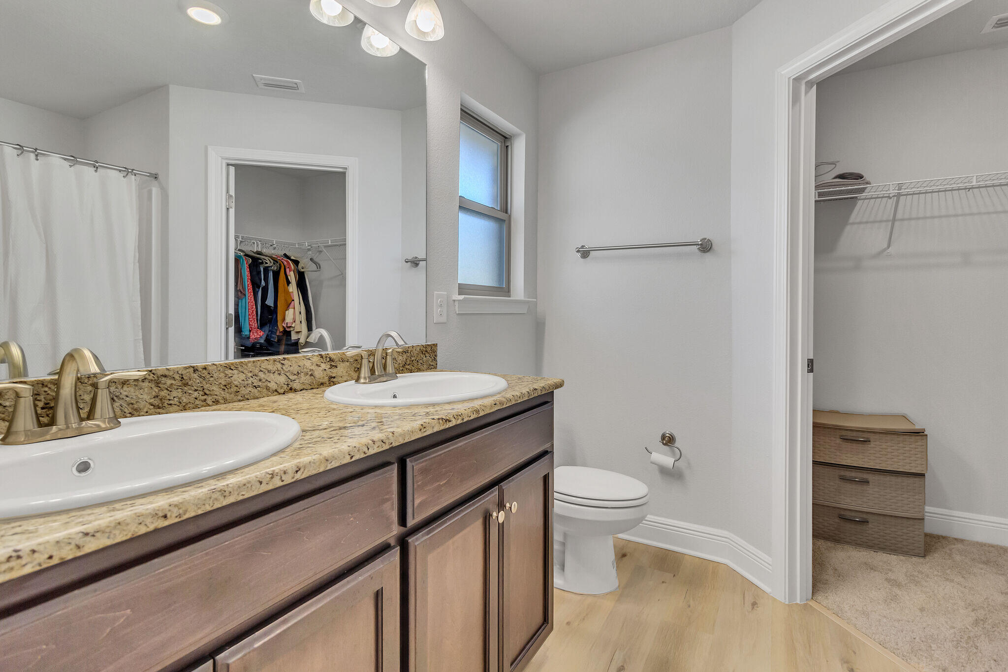 RIDGEWAY LANDING PHASE 1 - Residential Lease