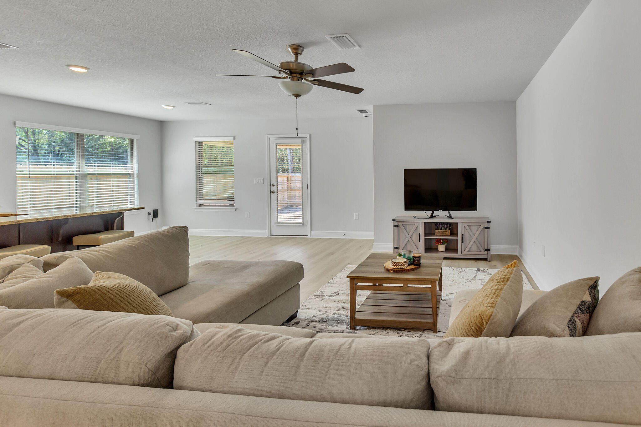 RIDGEWAY LANDING PHASE 1 - Residential Lease