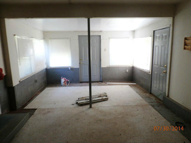 NO RECORDED SUBDIVISION - Residential