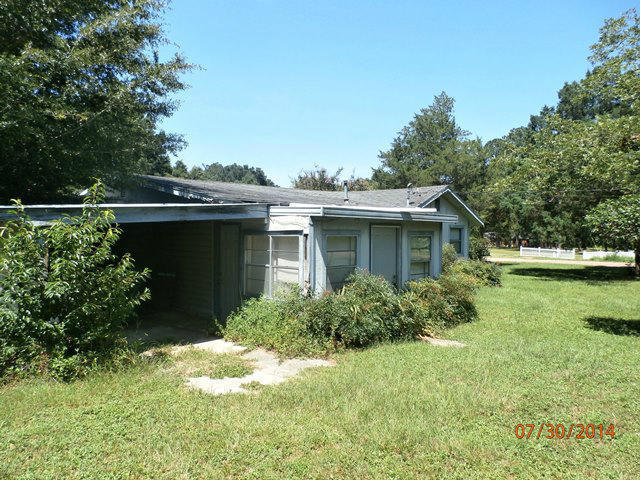 NO RECORDED SUBDIVISION - Residential