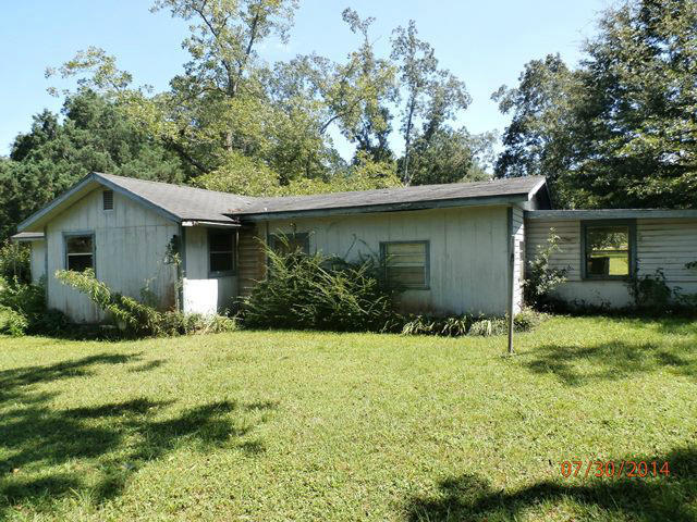 NO RECORDED SUBDIVISION - Residential