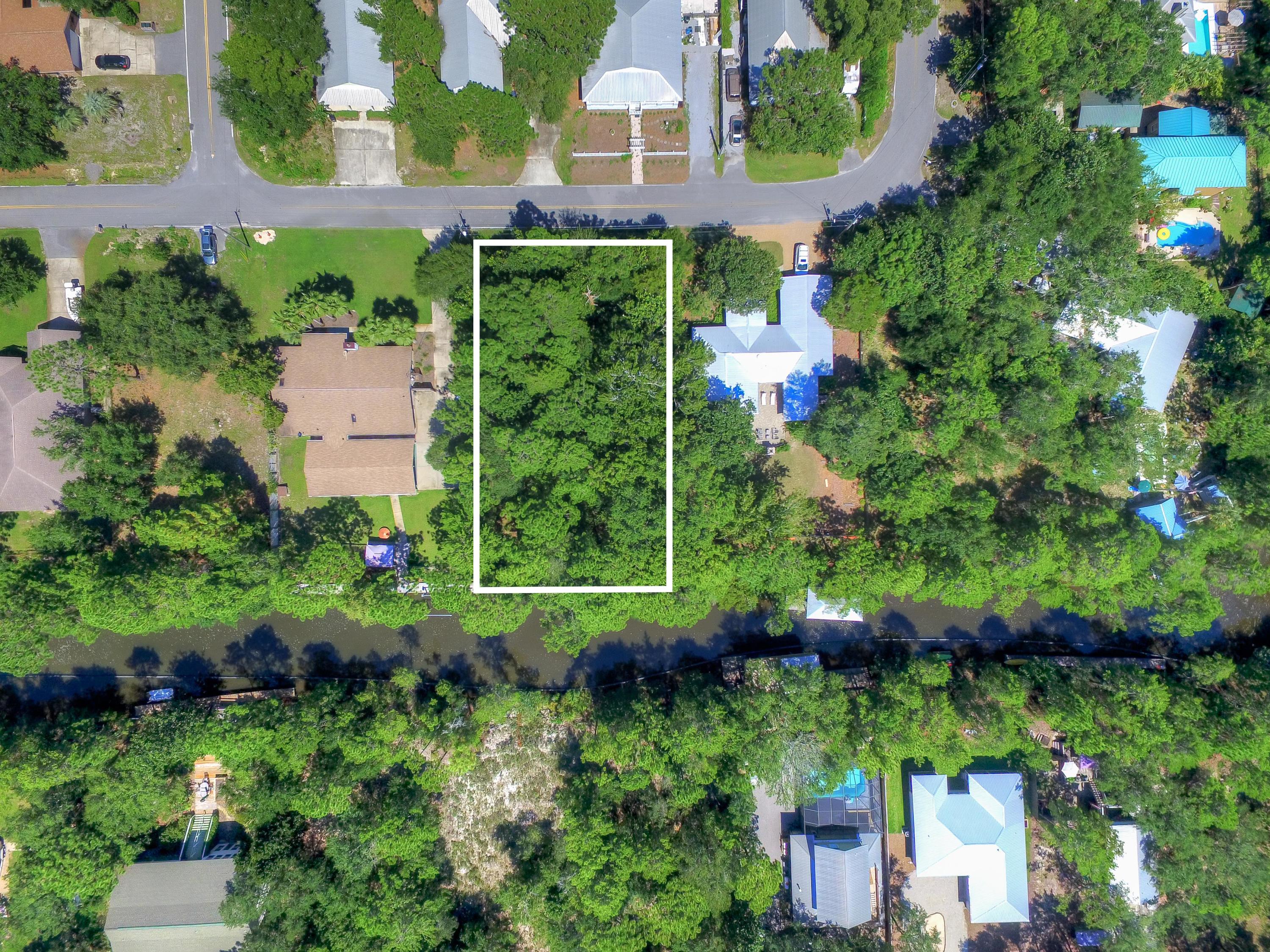 DAUGHETTES AMENDED - Land