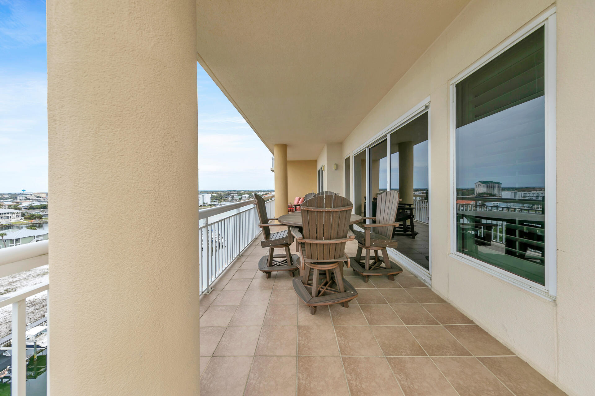 HARBOR LANDING - Residential