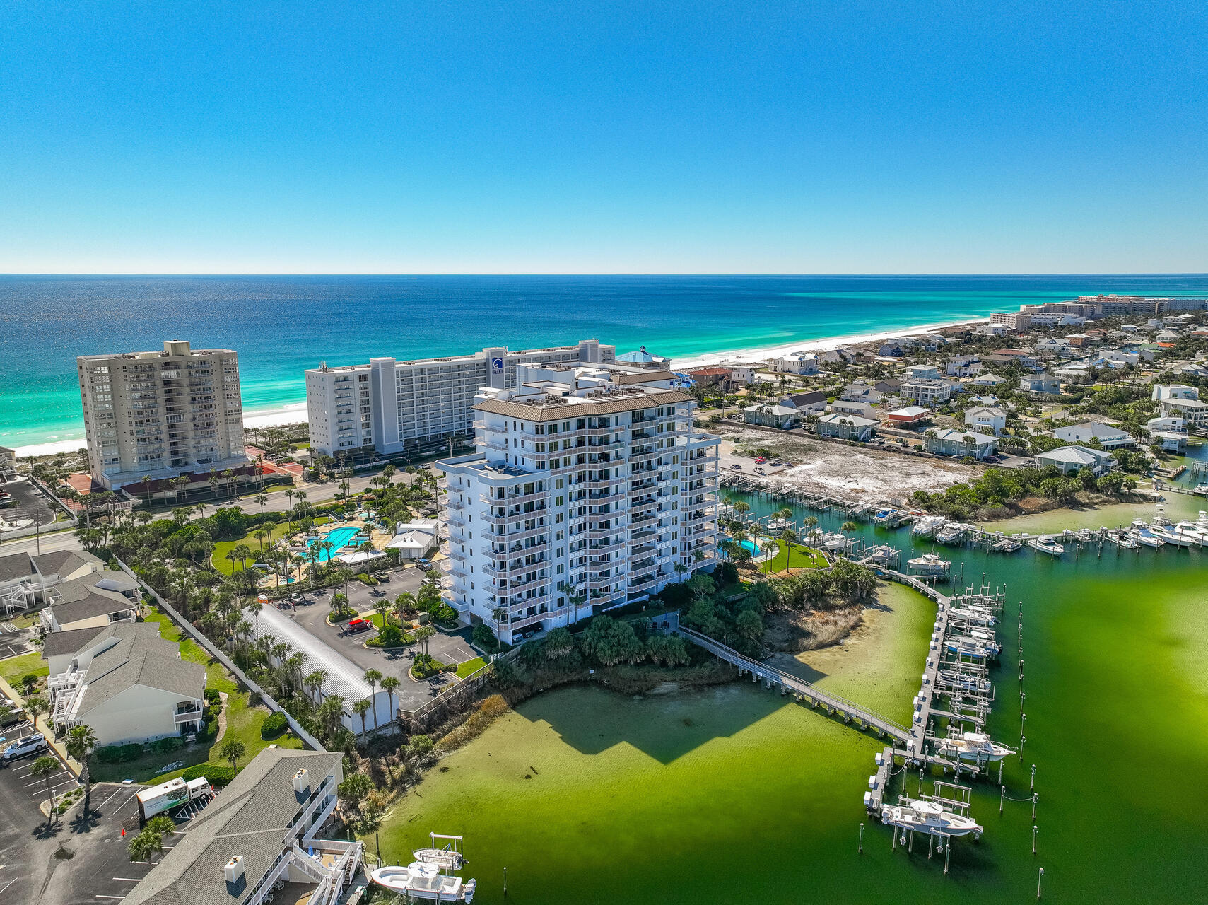 HARBOR LANDING - Residential