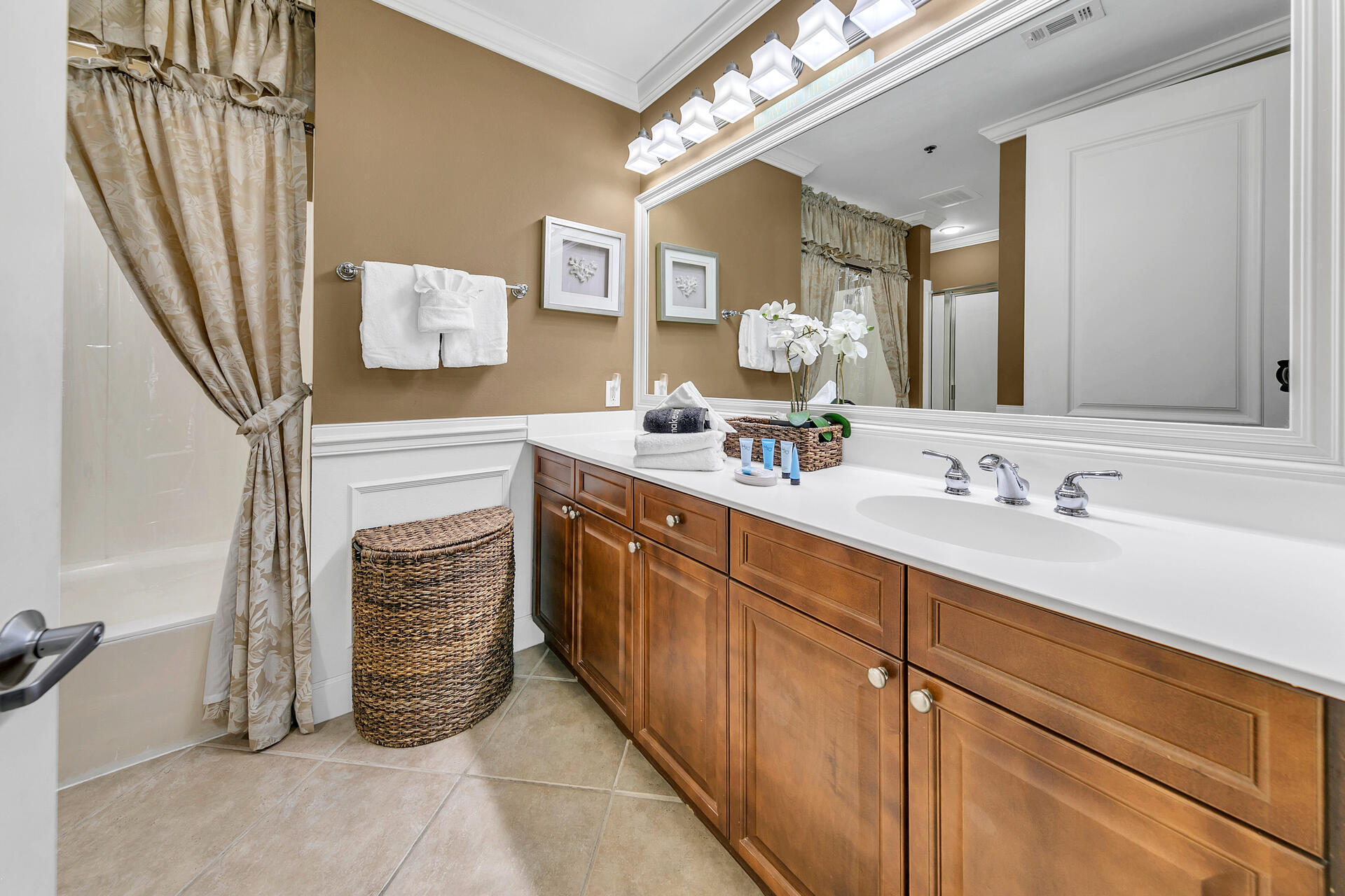 HARBOR LANDING - Residential