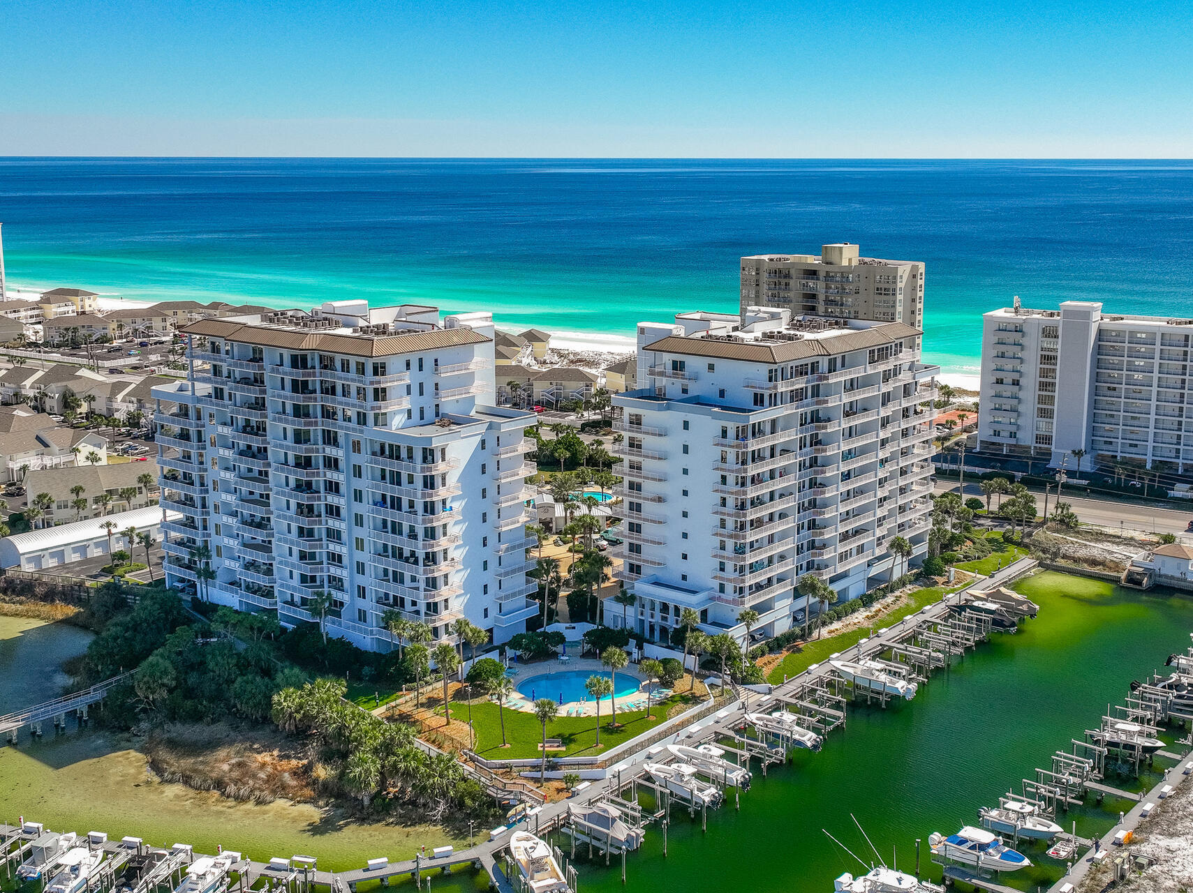 HARBOR LANDING - Residential