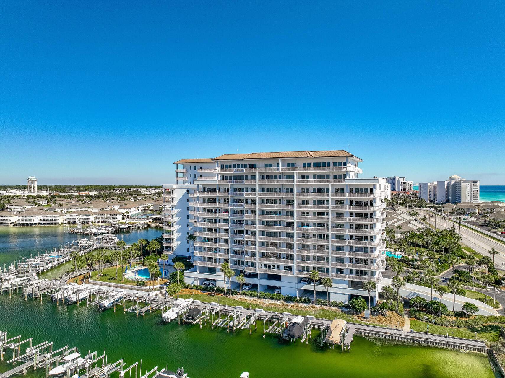 HARBOR LANDING - Residential