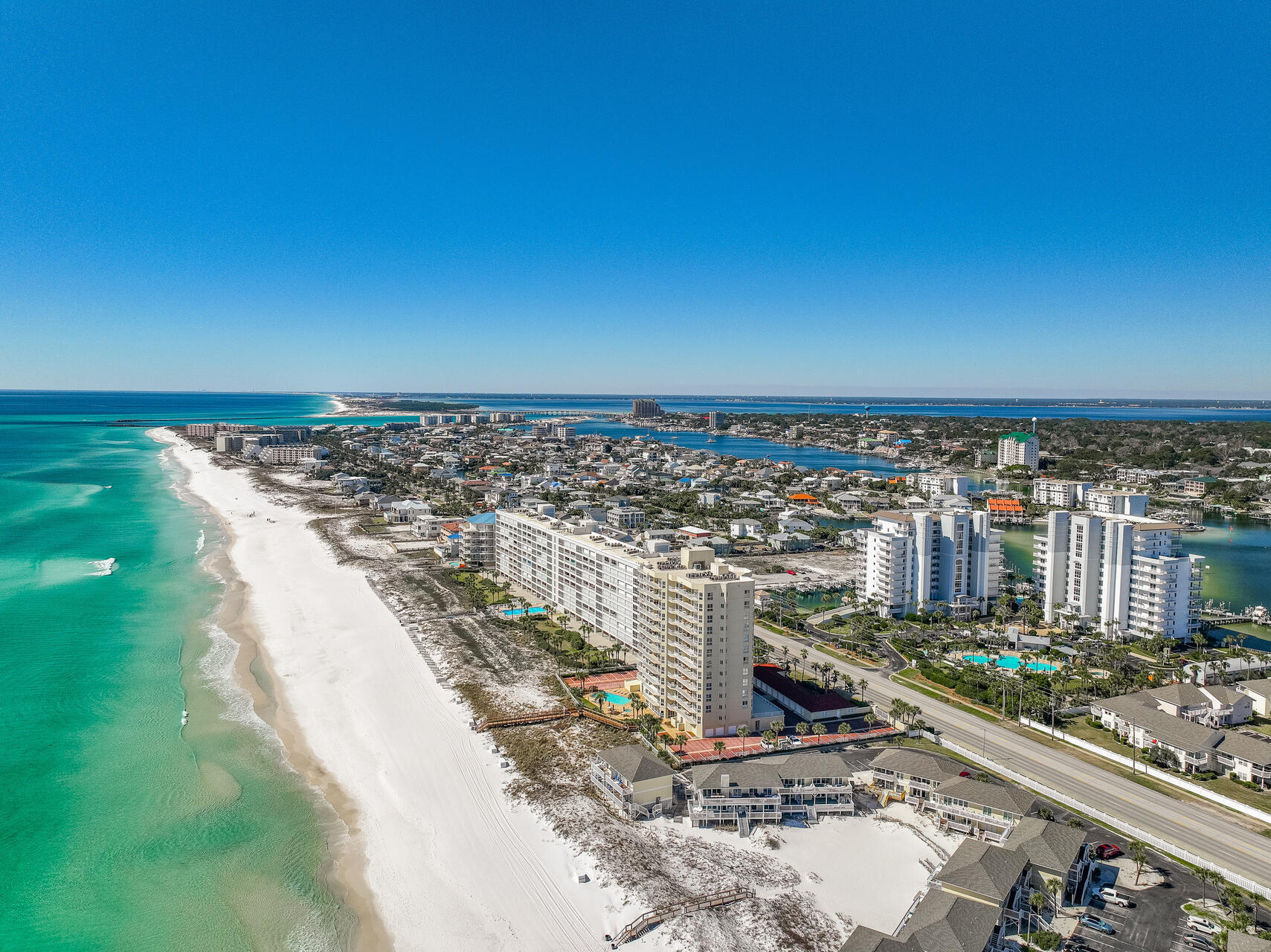 HARBOR LANDING - Residential
