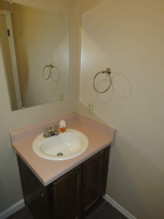 MONAHAN MANOR - Residential