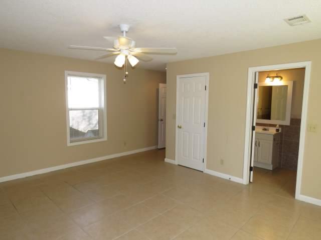 MONAHAN MANOR - Residential