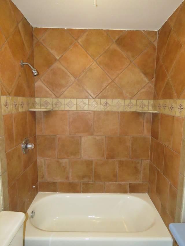 MONAHAN MANOR - Residential