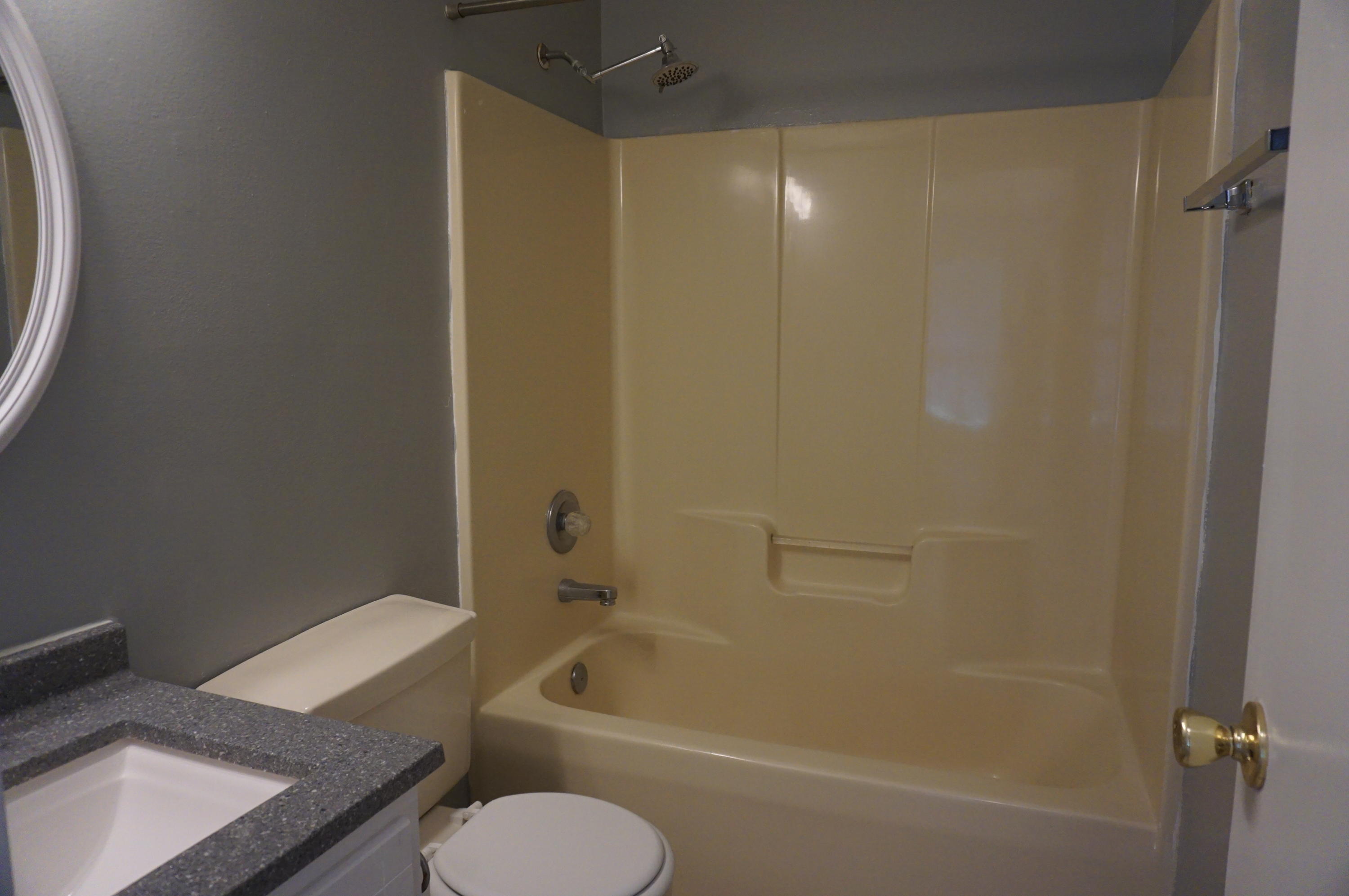 SHOAL TERRACE ESTATES - Residential Lease