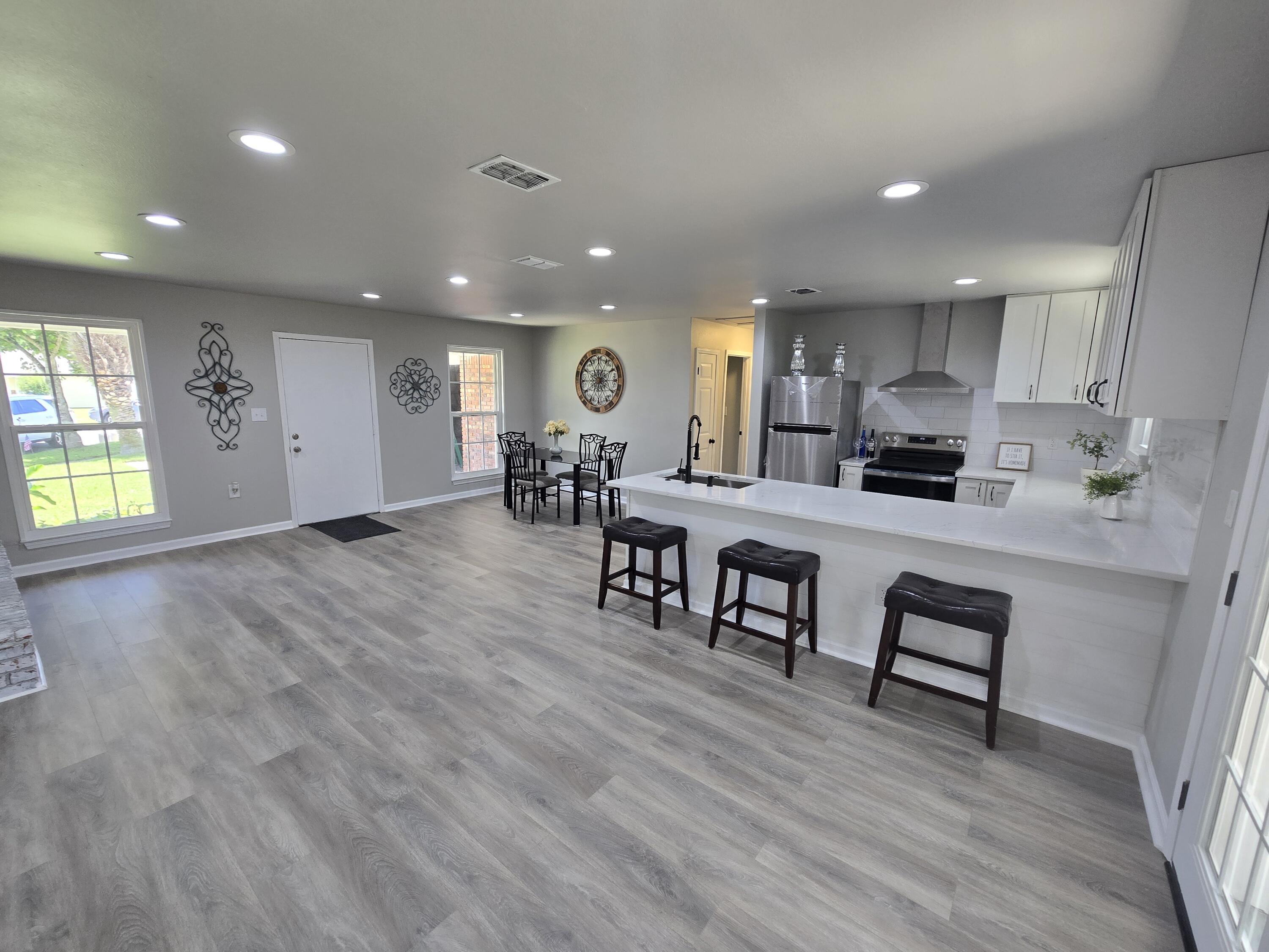 GABLE ESTATES - Residential
